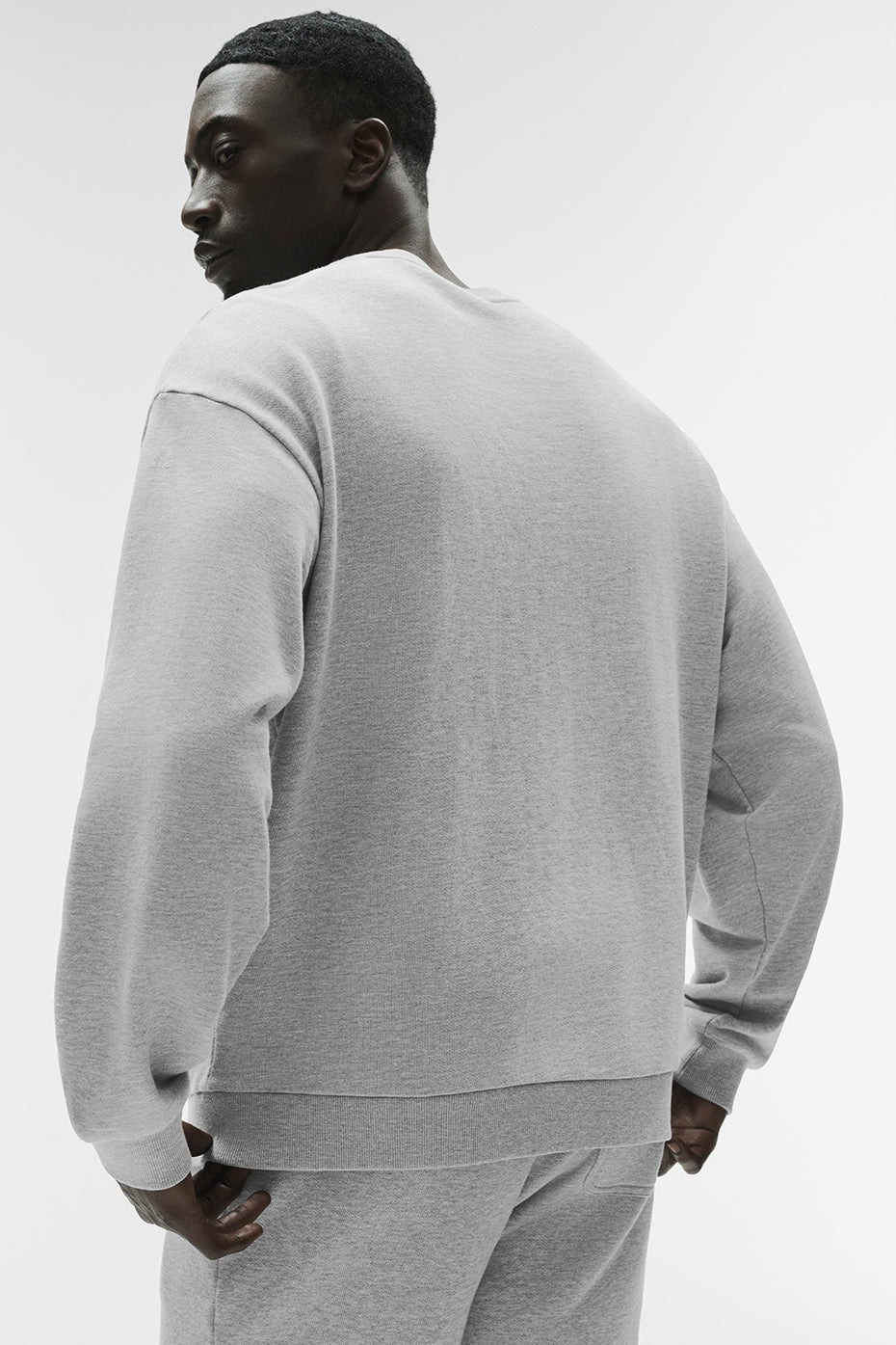 Chill Crew Neck Pullover - Athletic Heather Grey