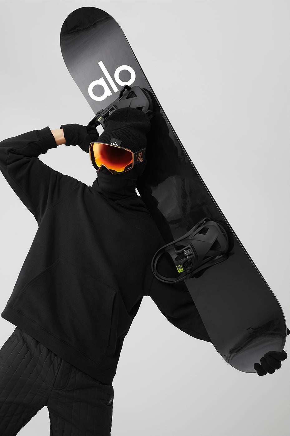 ALO Glacier Snowboard - Black/White