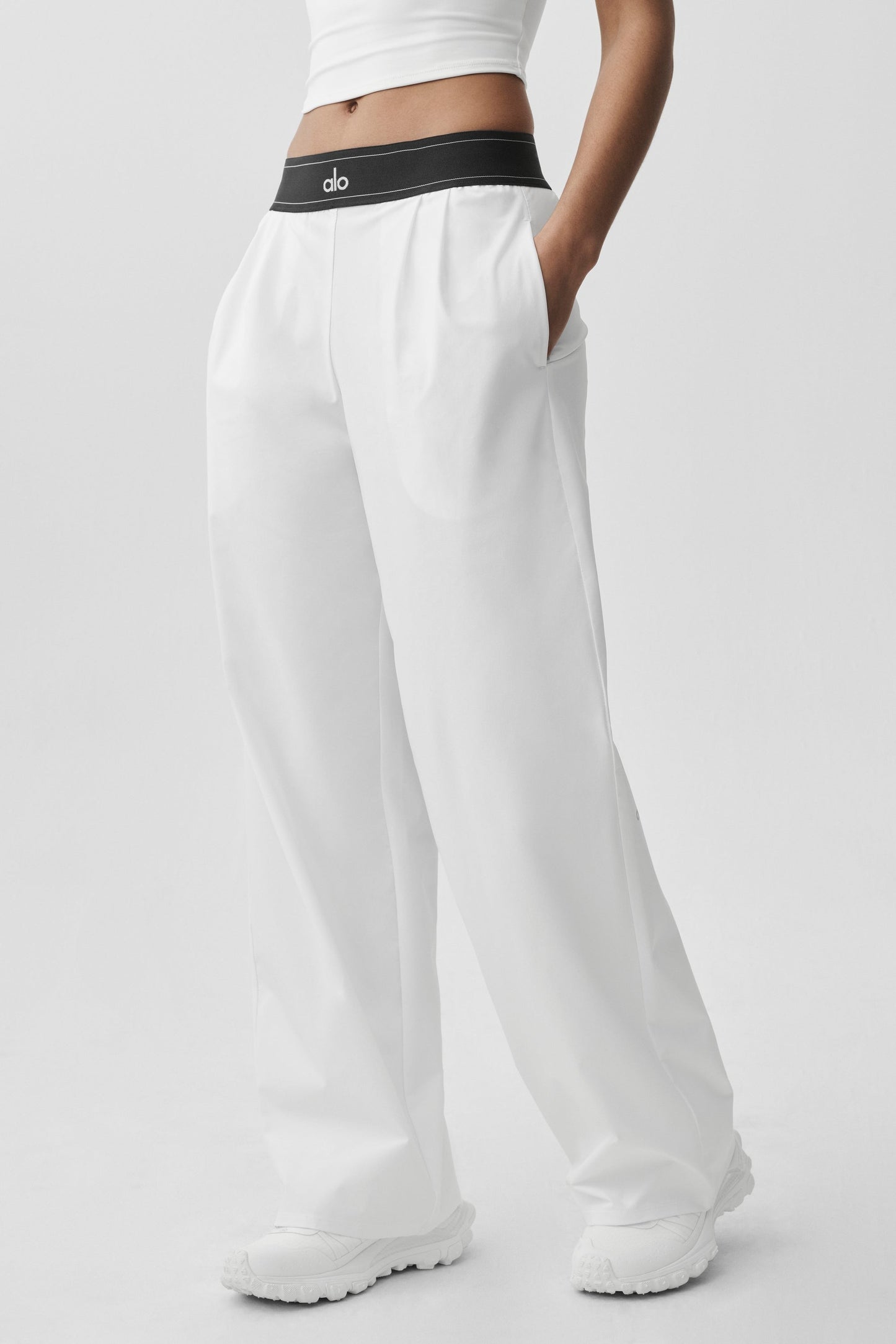 Suit Up Trouser (Regular) - White/Black