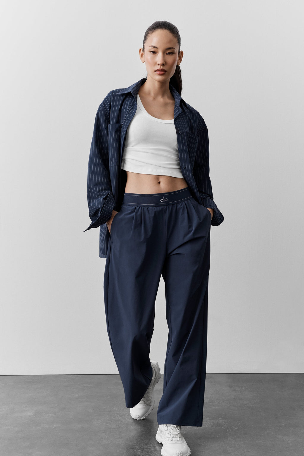 Suit Up Trouser (Short) - Navy