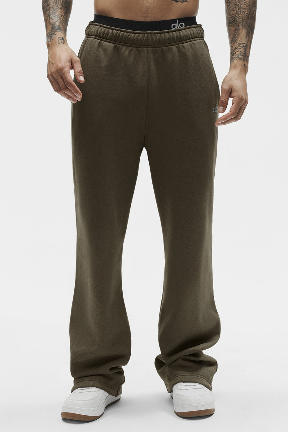Accolade Straight Leg Sweatpant - Olive Tree