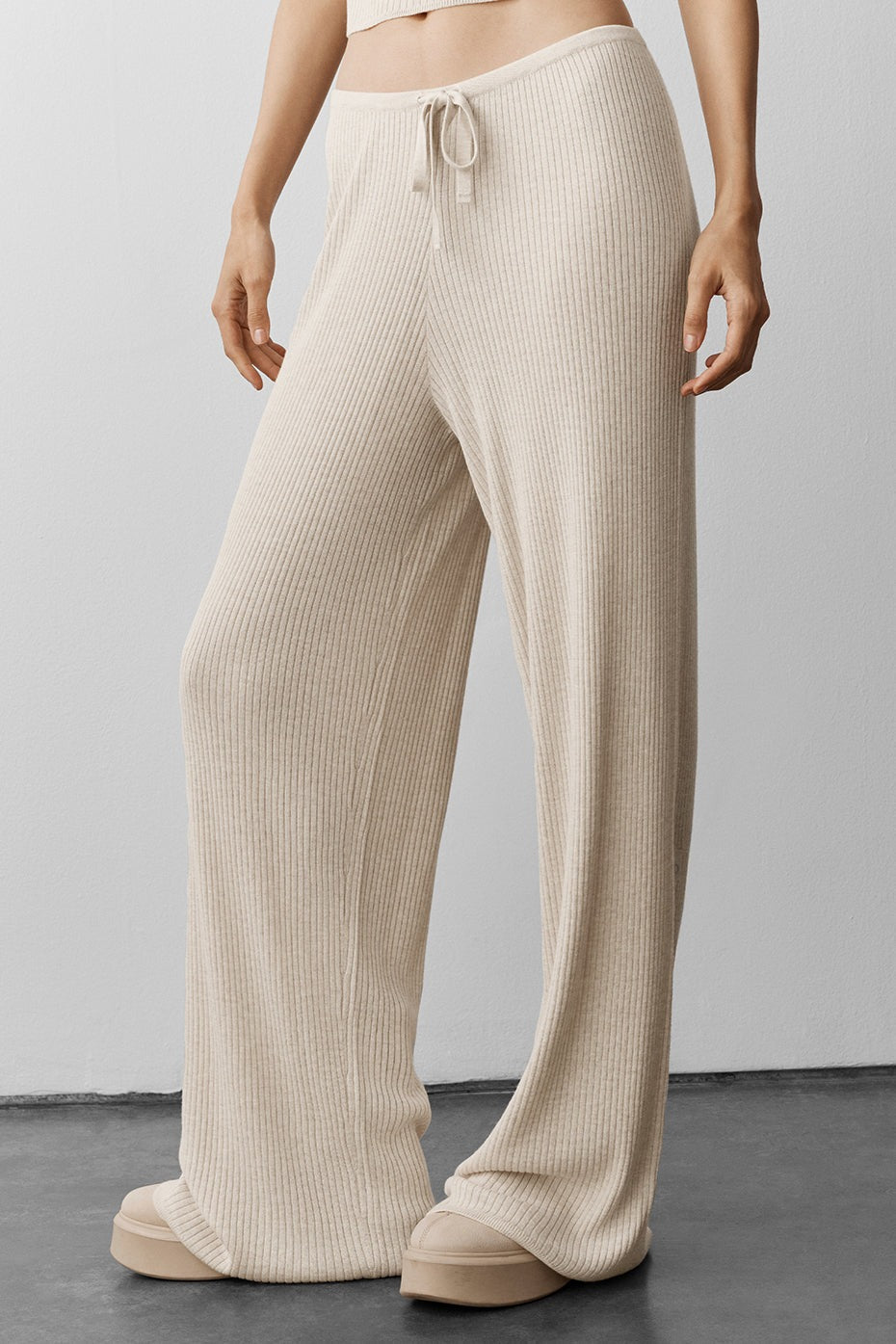 Sweater Knit Mid-Rise Unwind Wide Leg Pant - Oatmeal Heather