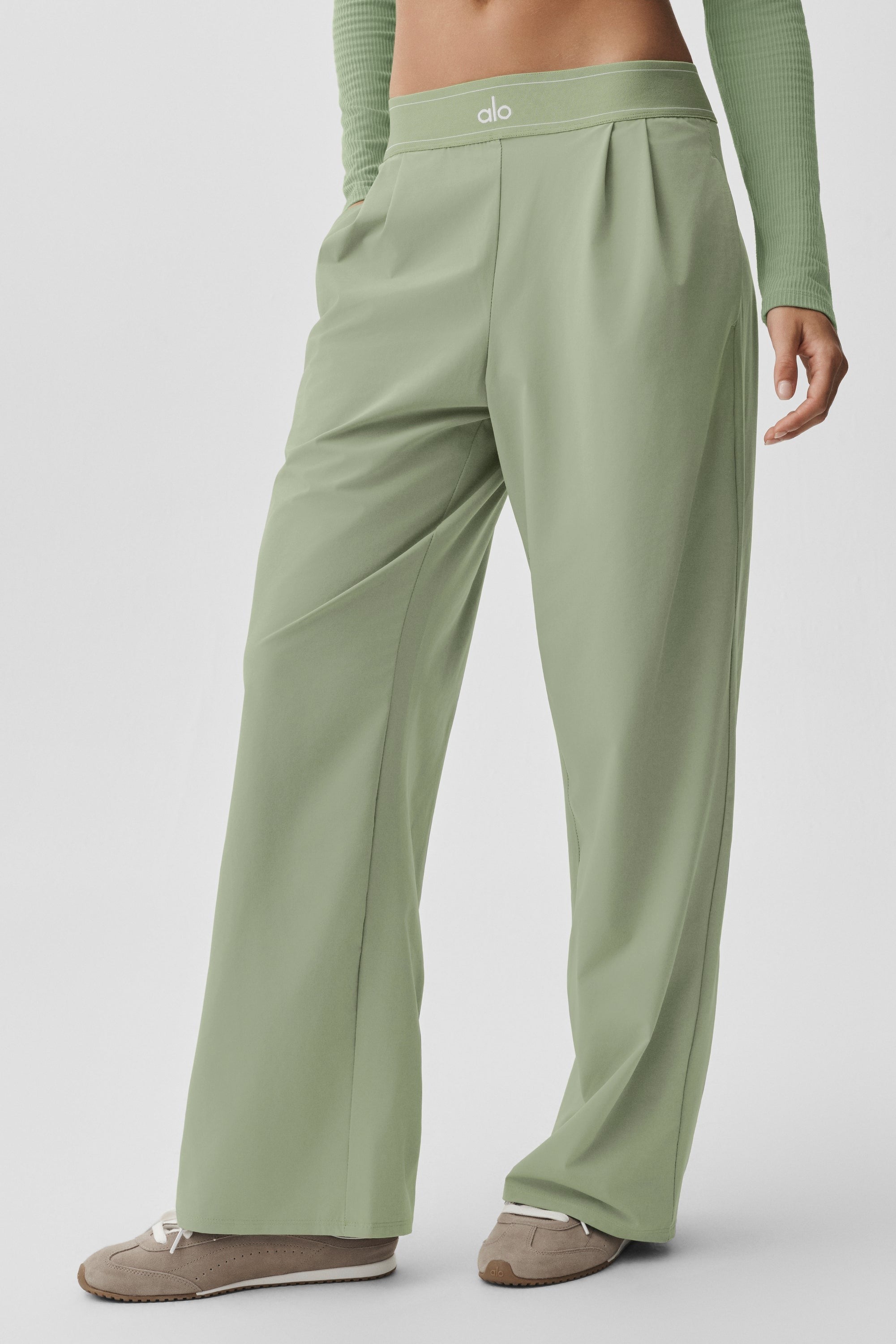 Suit Up Trouser (Regular) - Dune Grass