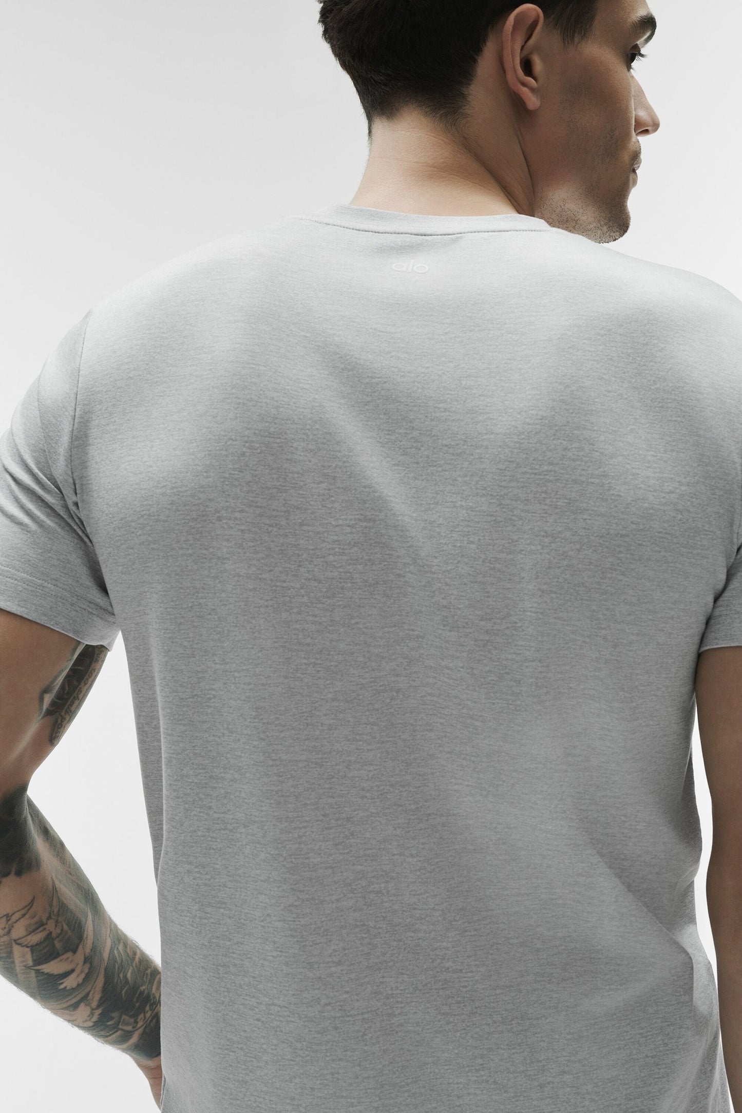 Conquer Reform Crewneck Short Sleeve - Athletic Heather Grey