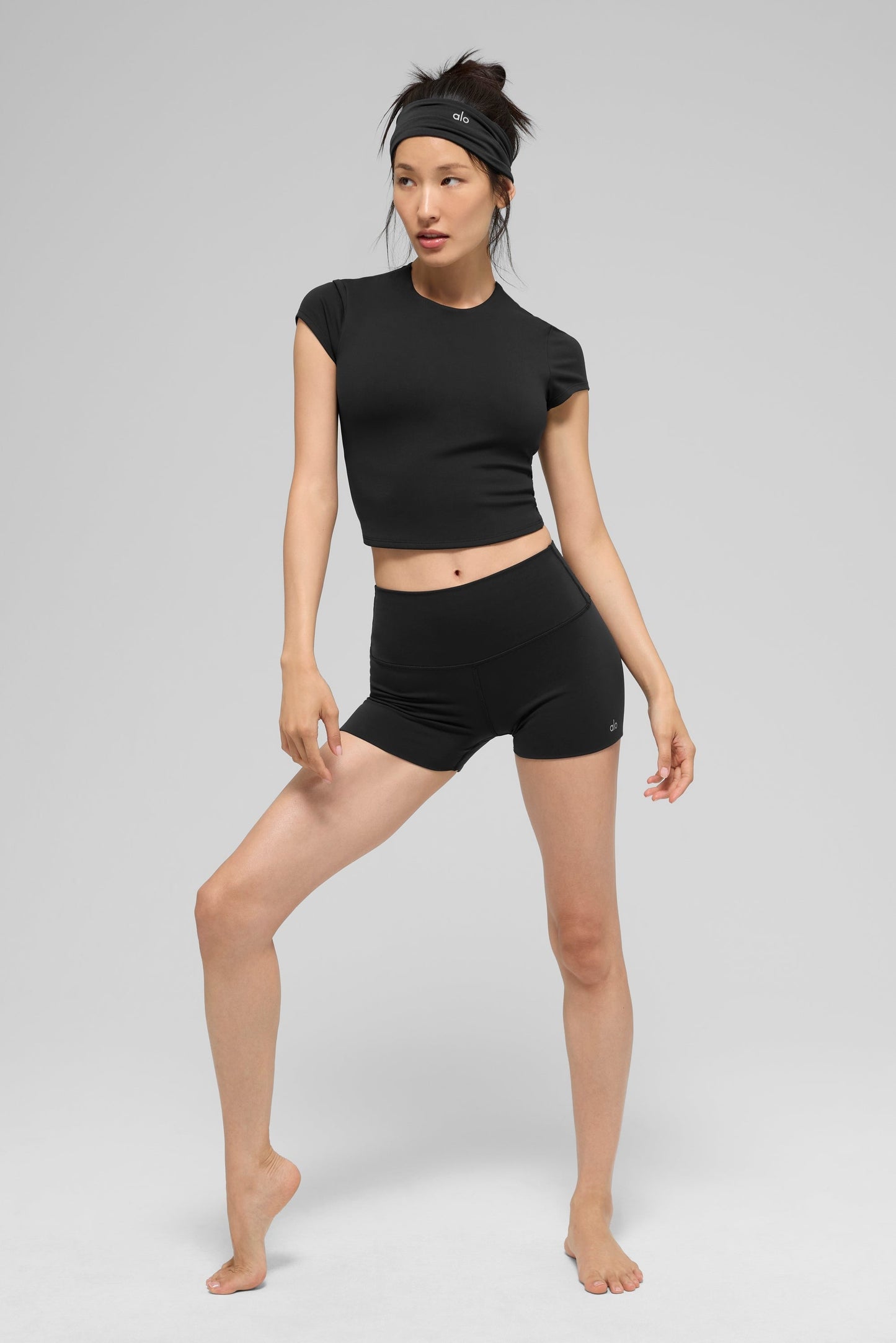 ALO Softsculpt Precision Short Sleeve Top - Black