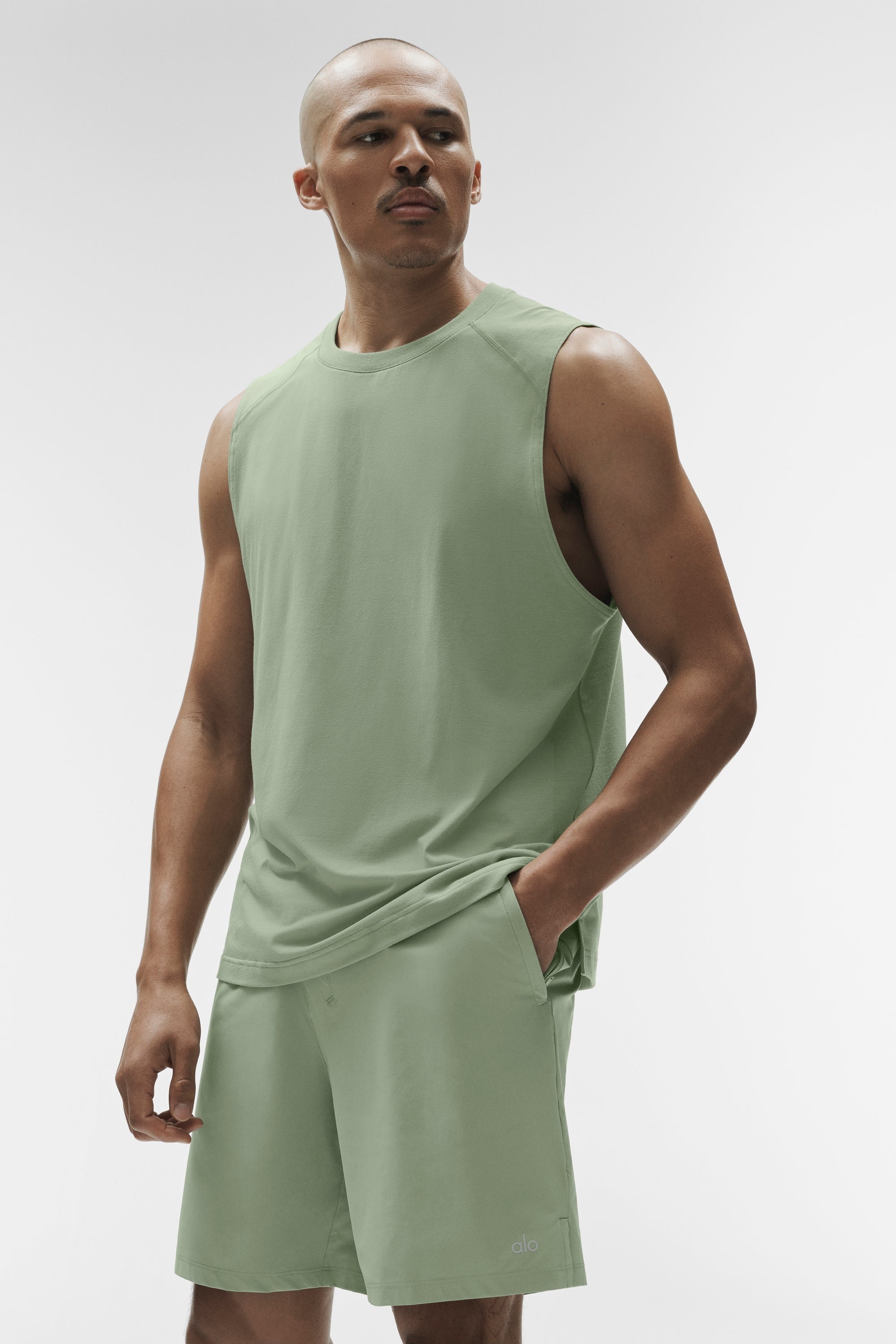 ALO Vapor Muscle Tank - Dune Grass