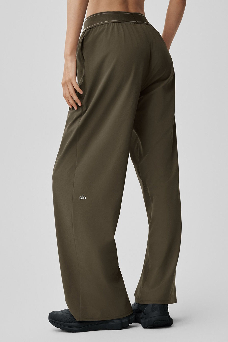 Suit Up Trouser (Regular) - Olive Tree