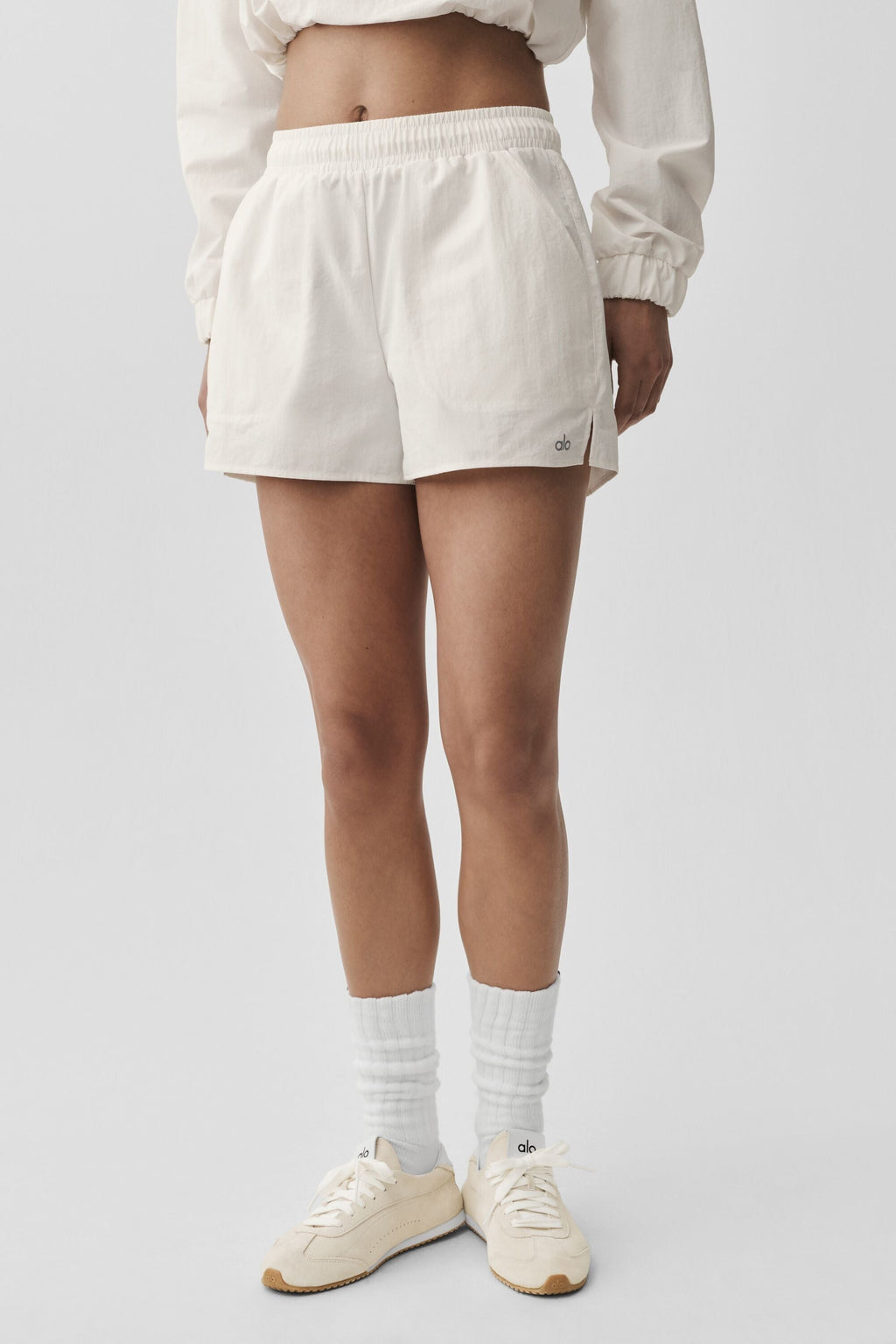 Alumni Short - Ivory