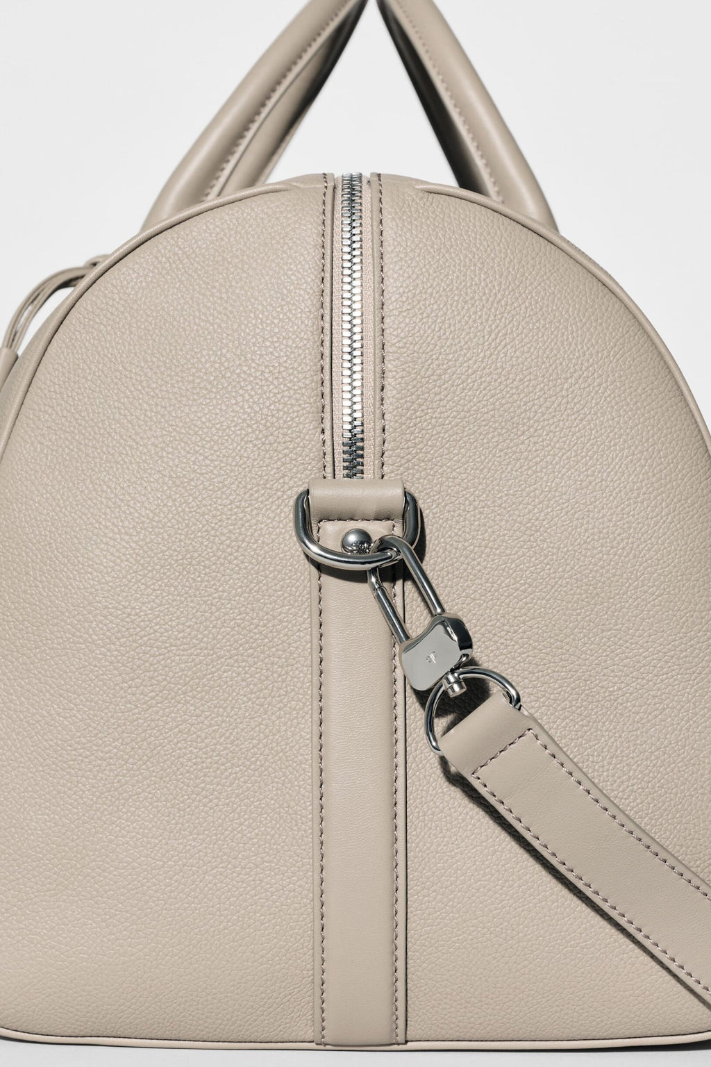 ALO Voyage Duffle - Gravel Leather