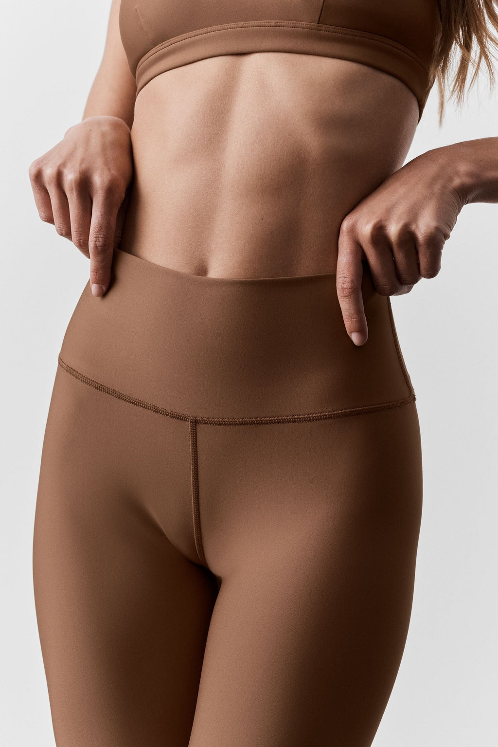7/8 High-Waist Airlift Legging - Sun Kissed Brown