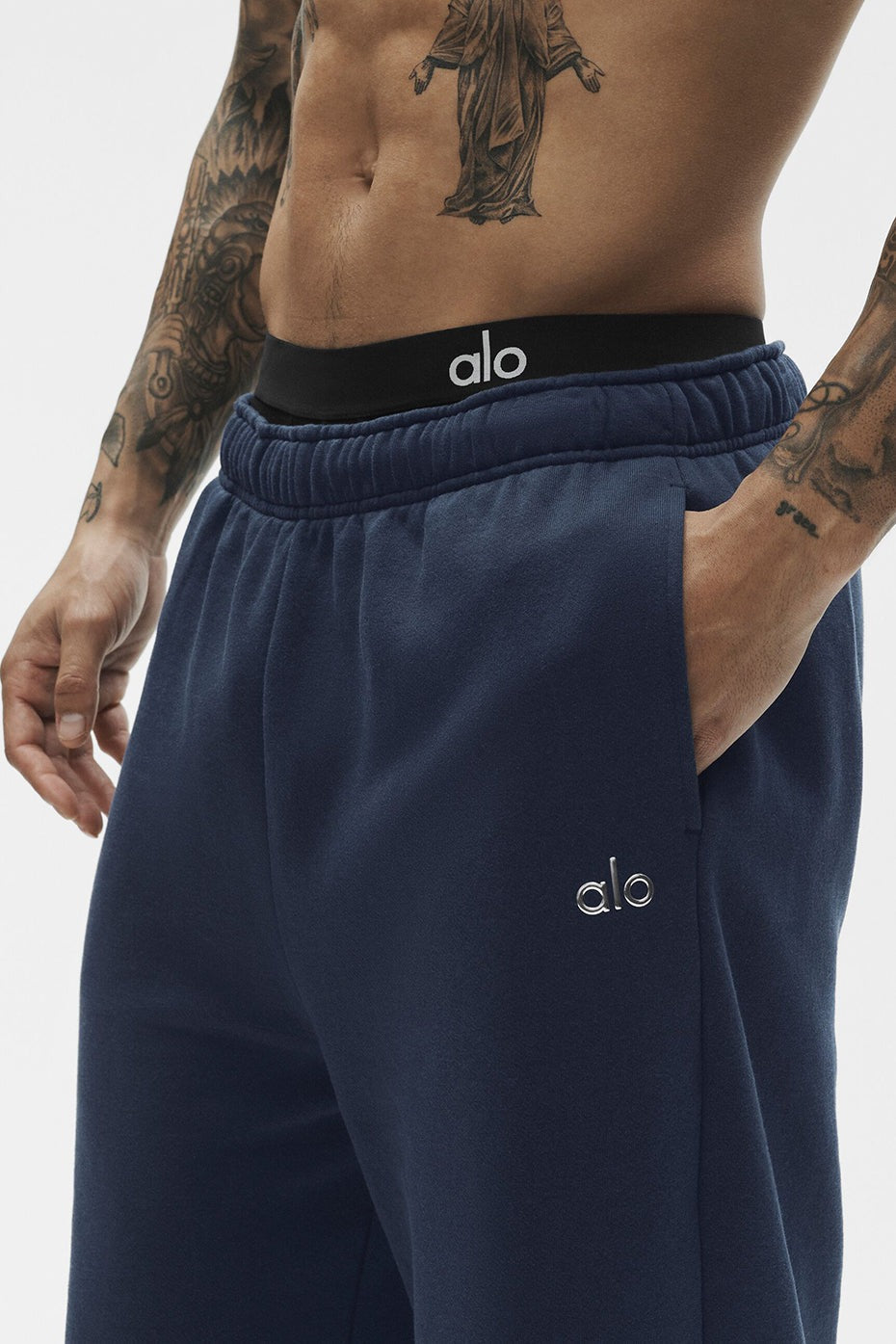 Accolade Straight Leg Sweatpant - Navy