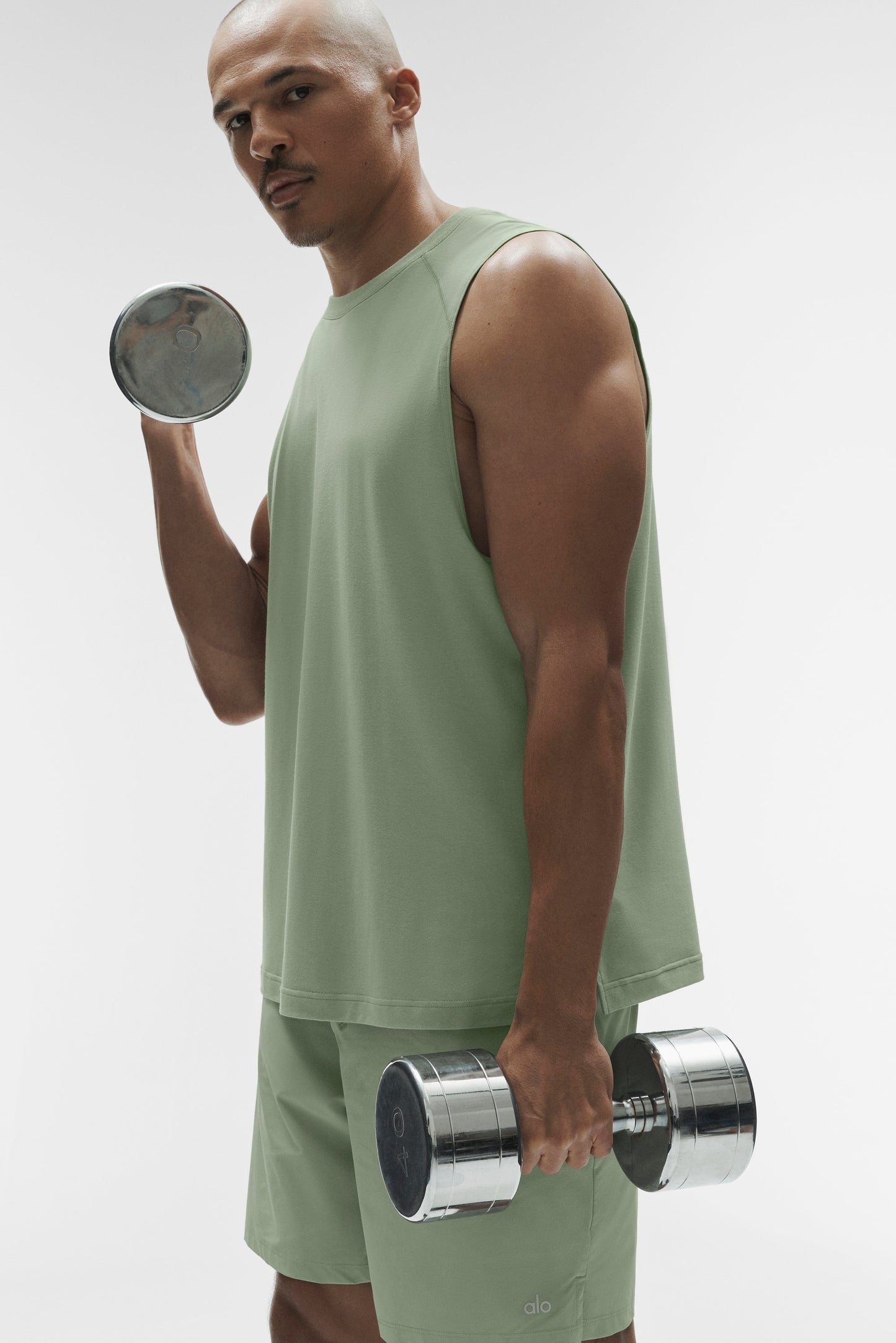ALO Vapor Muscle Tank - Dune Grass