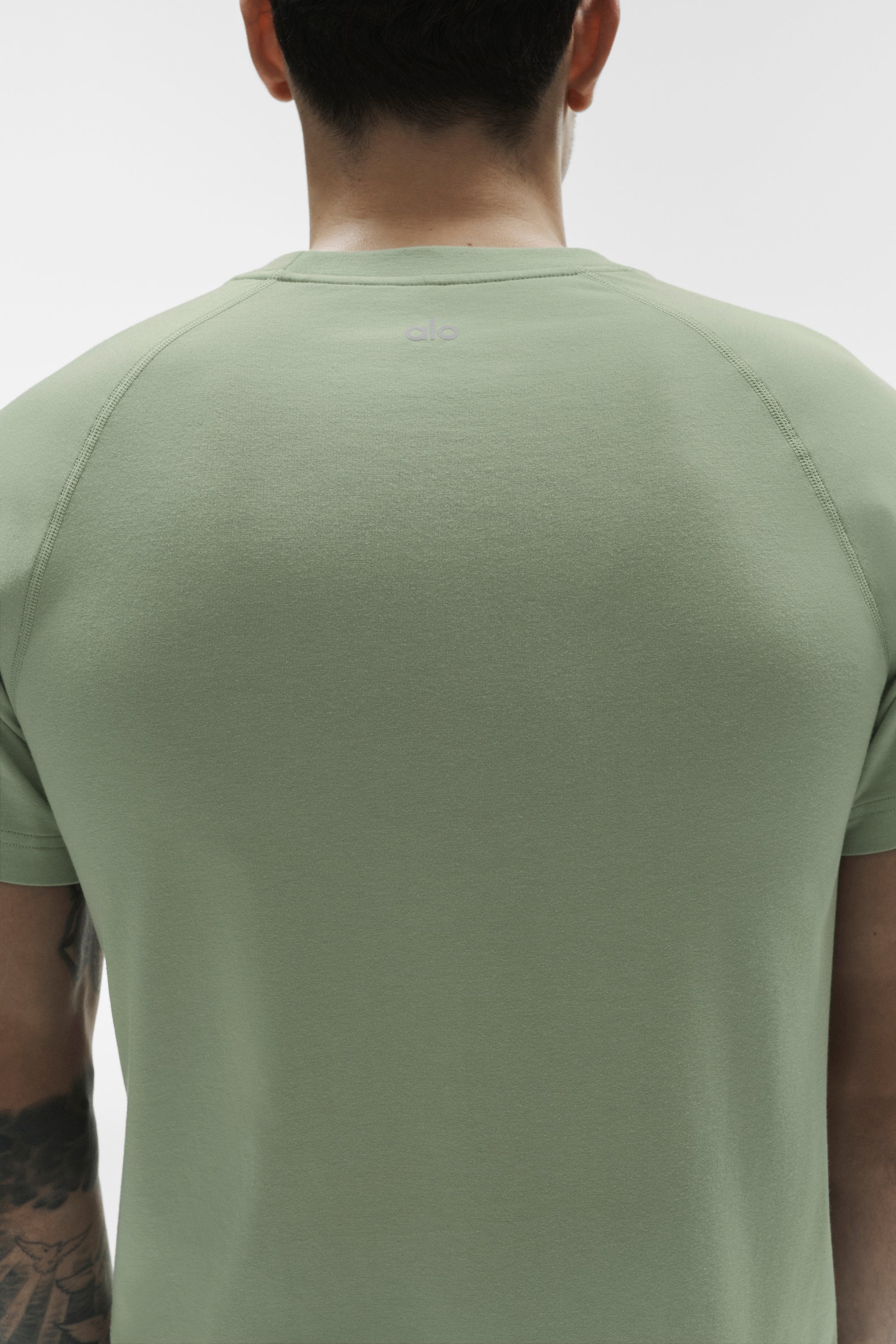 ALO Vapor Crewneck Short Sleeve - Dune Grass