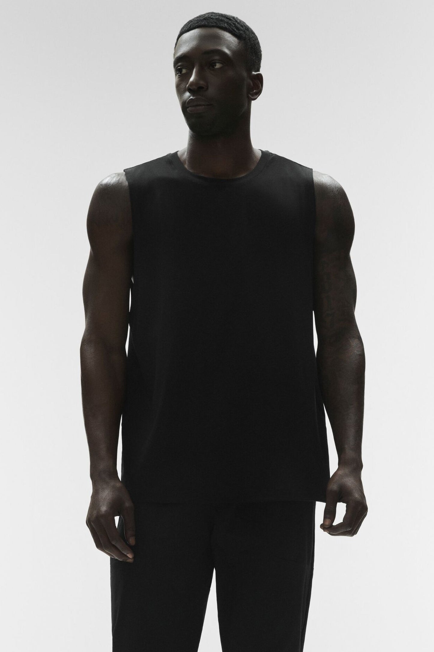 Conquer Muscle Tank - Black