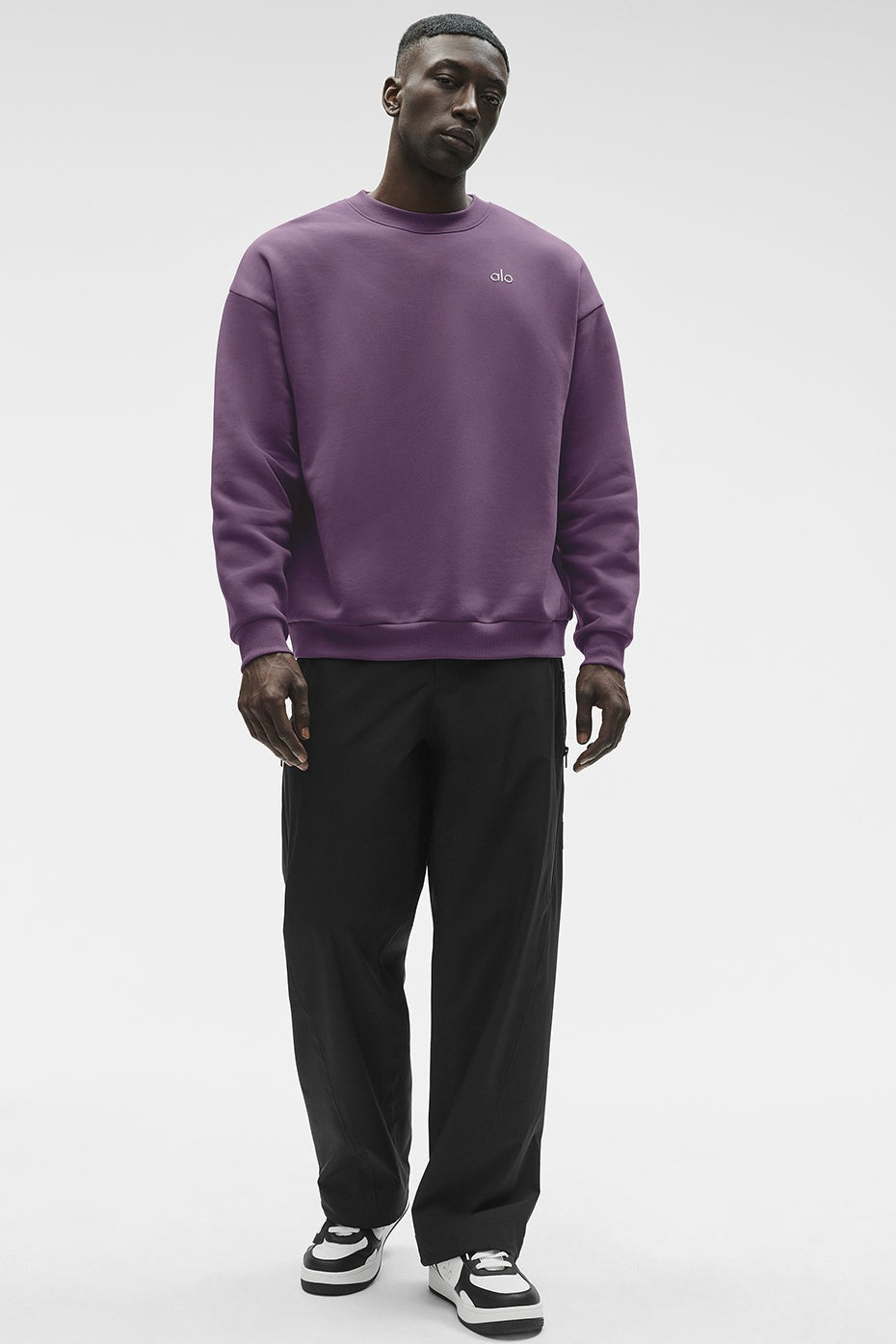 Accolade Crew Neck Pullover - Plum Kiss