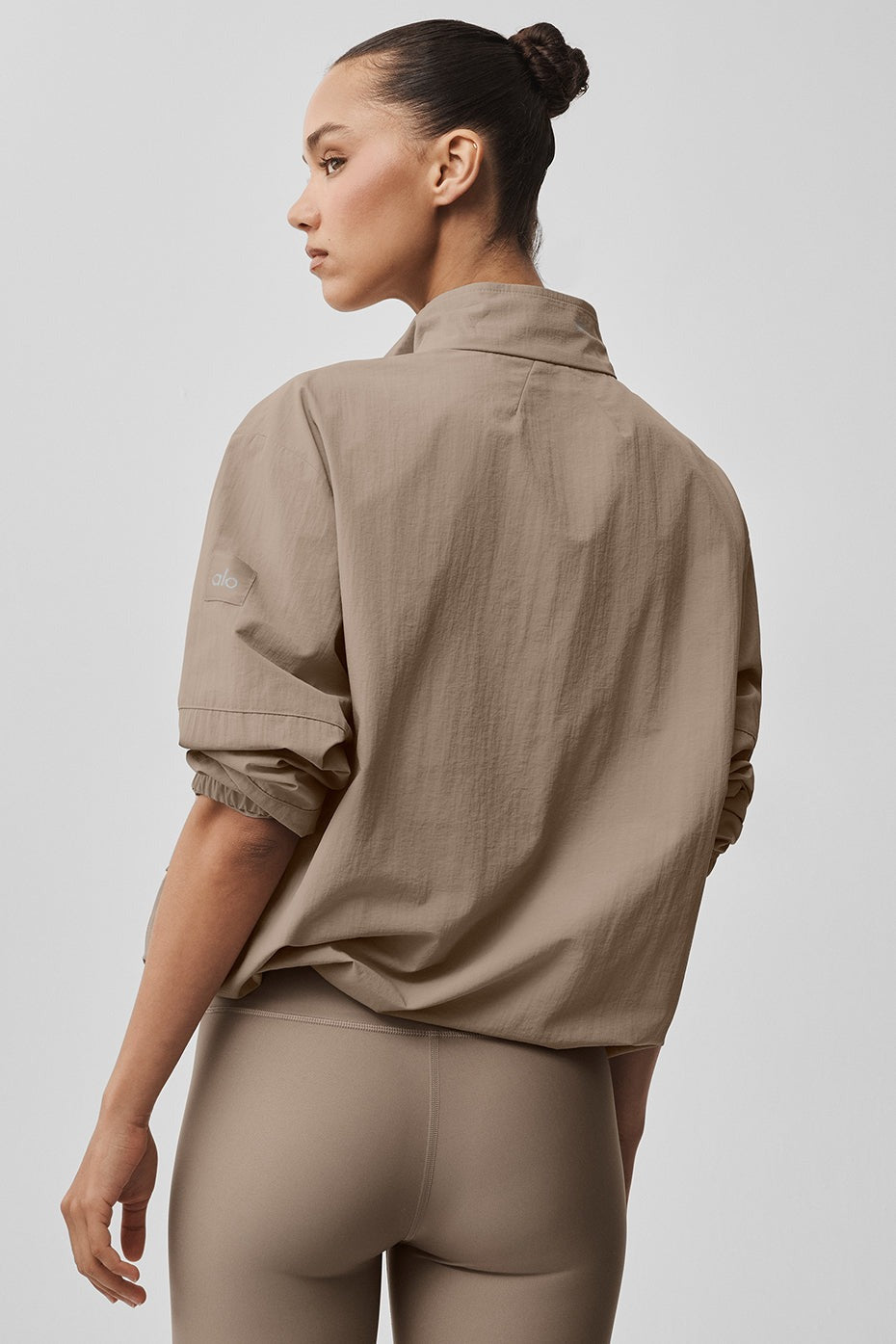 Light Weight Takeaway Track Pullover - Gravel