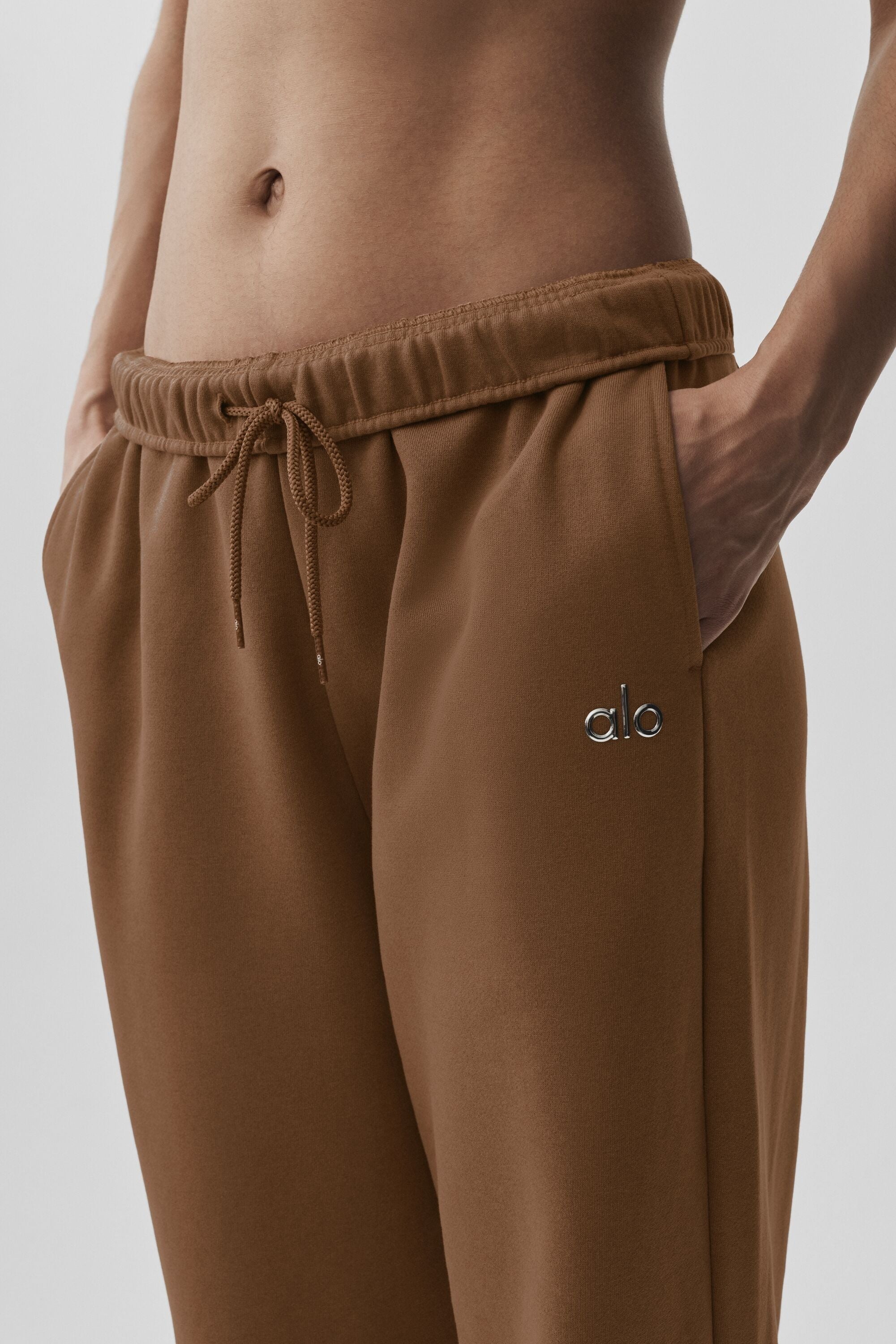 Accolade Straight Leg Sweatpant - Sun Kissed Brown