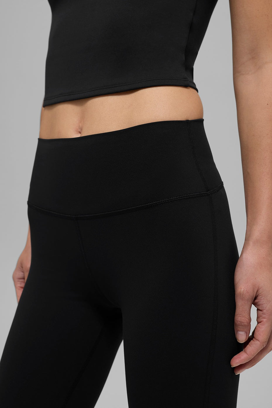 ALO Softsculpt High-Waist Bootcut Legging (Short) - Black