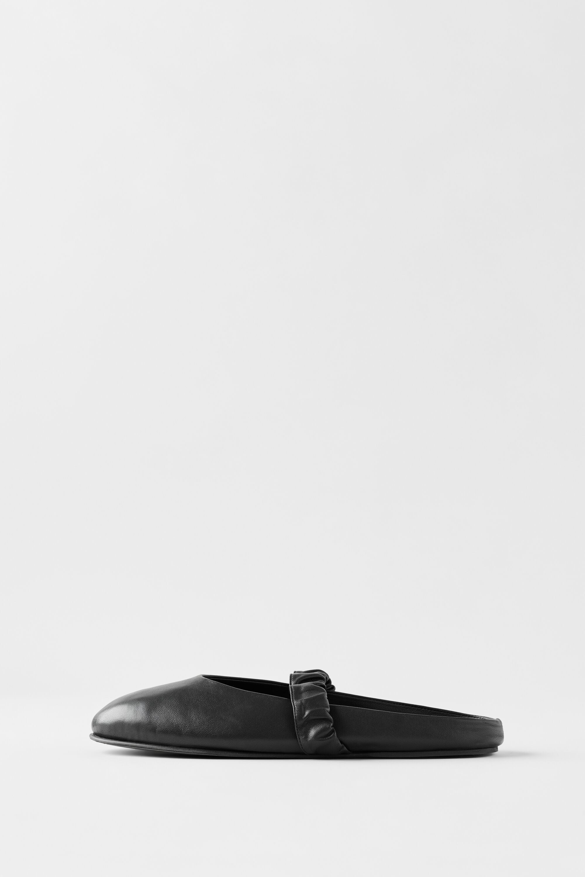 ALO Ballet Mule - Black