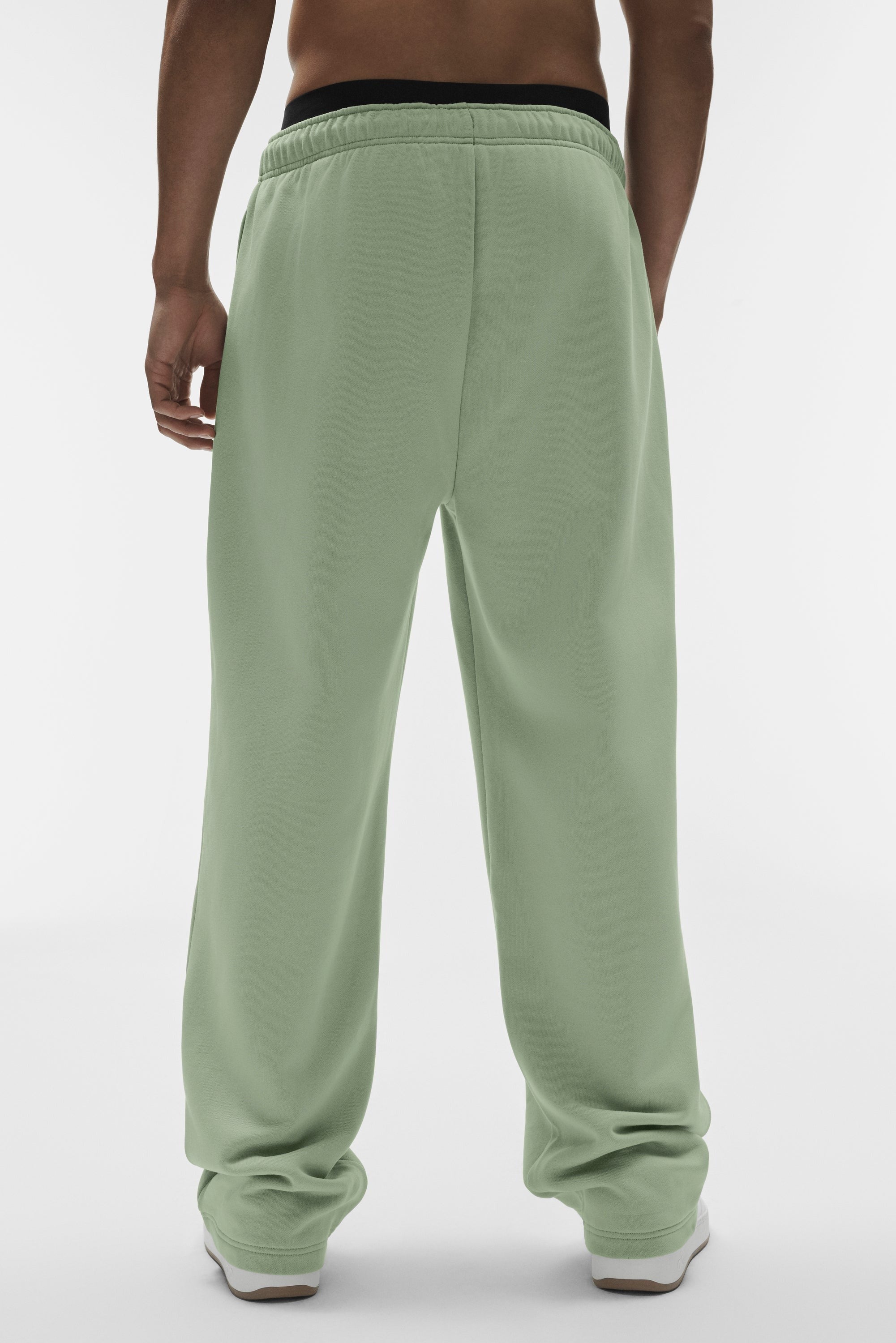 Accolade Straight Leg Sweatpant - Dune Grass