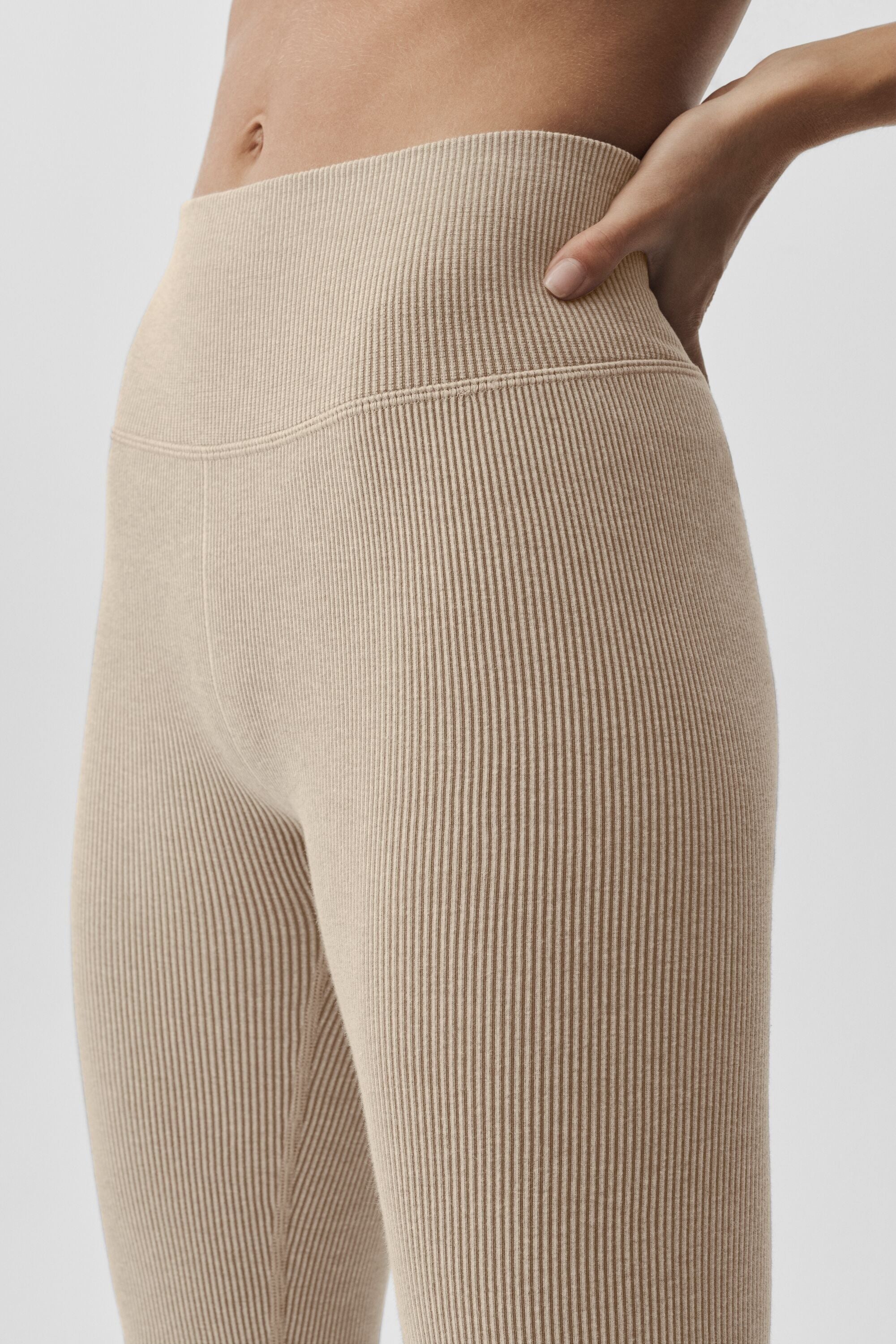 Seamless High-Waist Two Tone Rib Legging - Gravel Heather