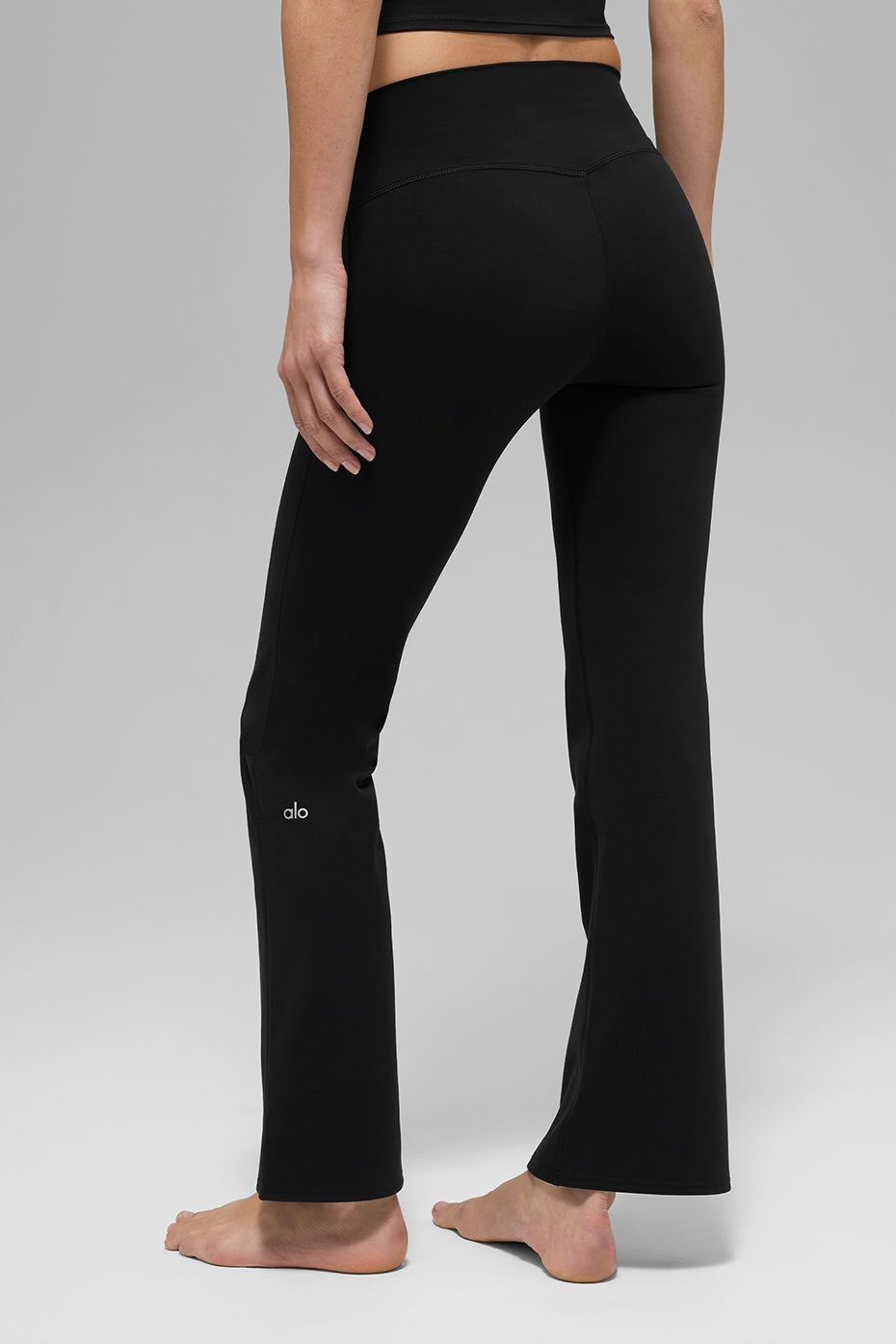 ALO Softsculpt High-Waist Bootcut Legging (Short) - Black