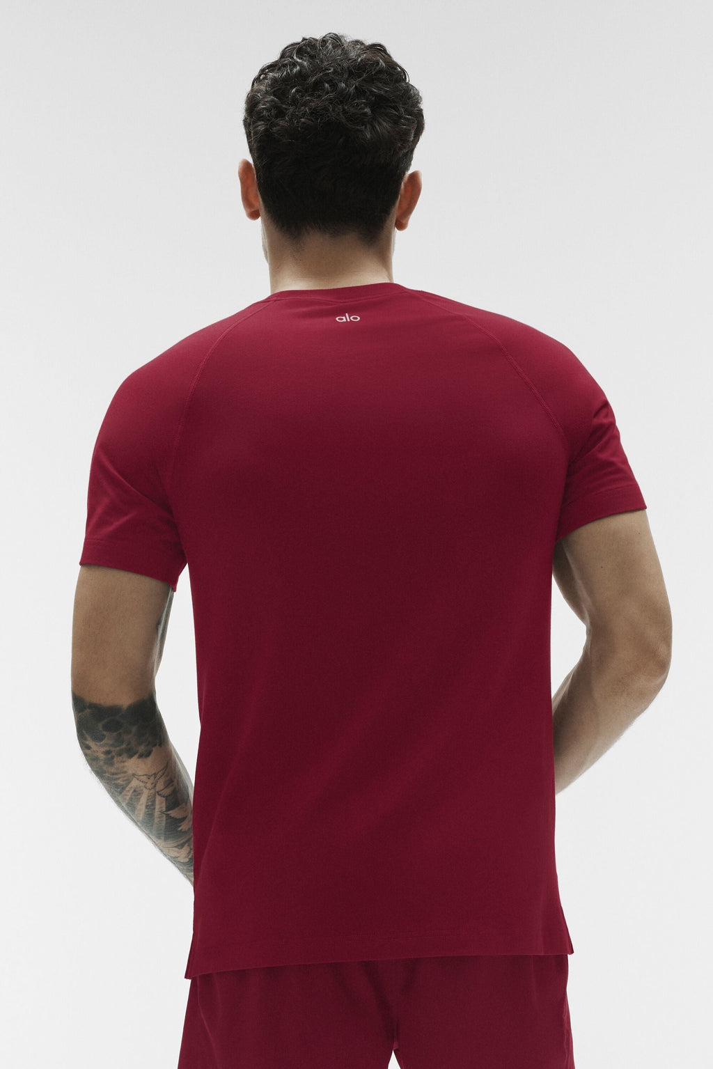 ALO Vapor Crewneck Short Sleeve - Garnet