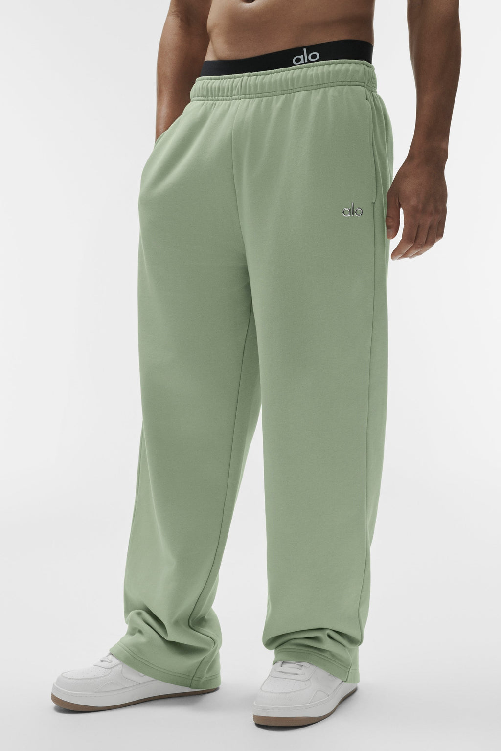 Accolade Straight Leg Sweatpant - Dune Grass