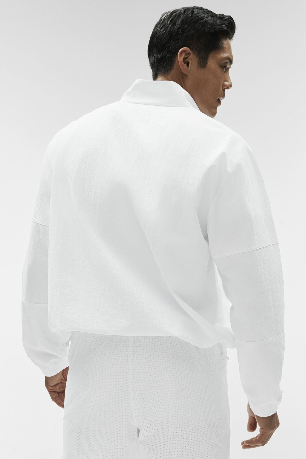 Light Weight Takeaway Track Pullover - White