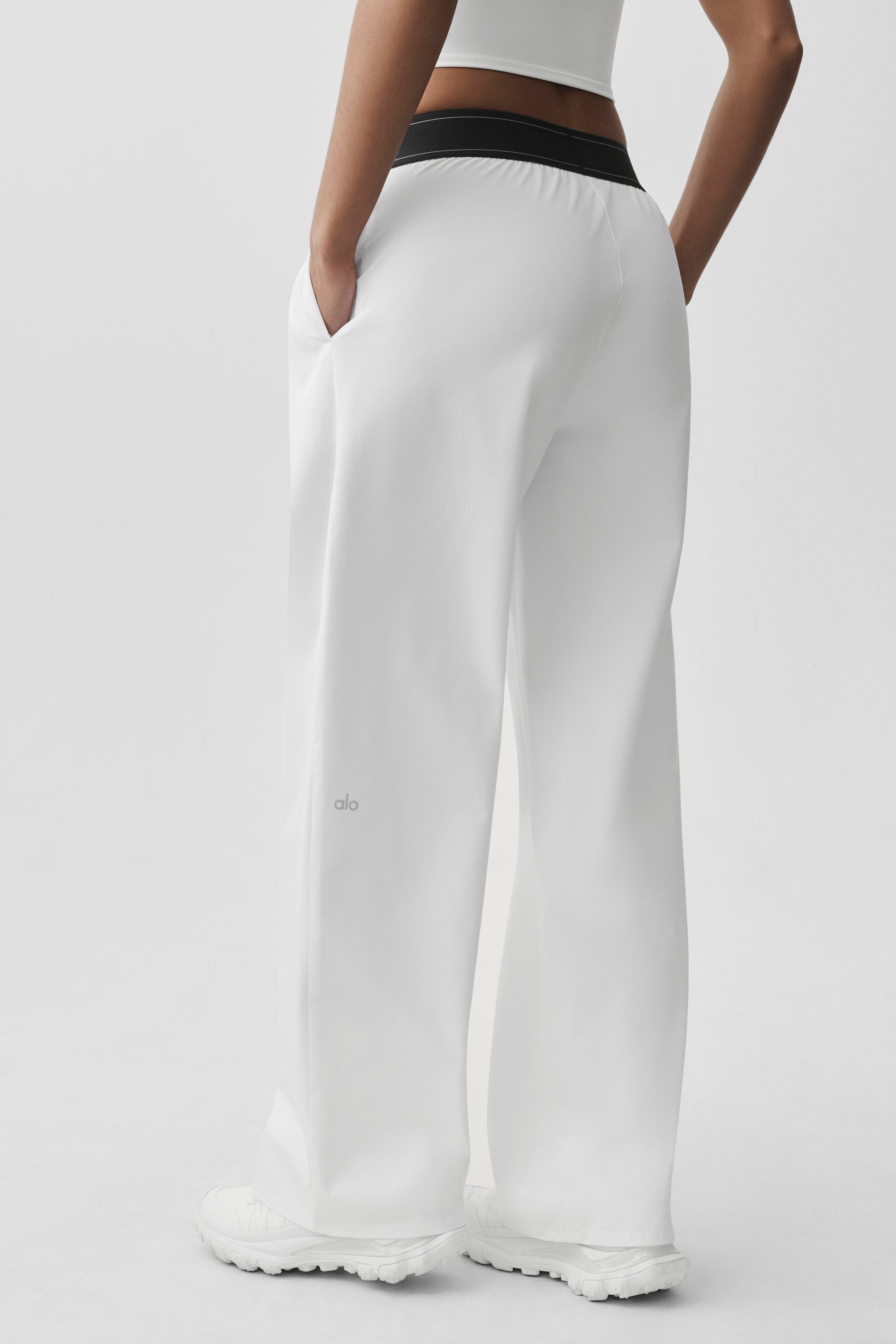 Suit Up Trouser (Regular) - White/Black