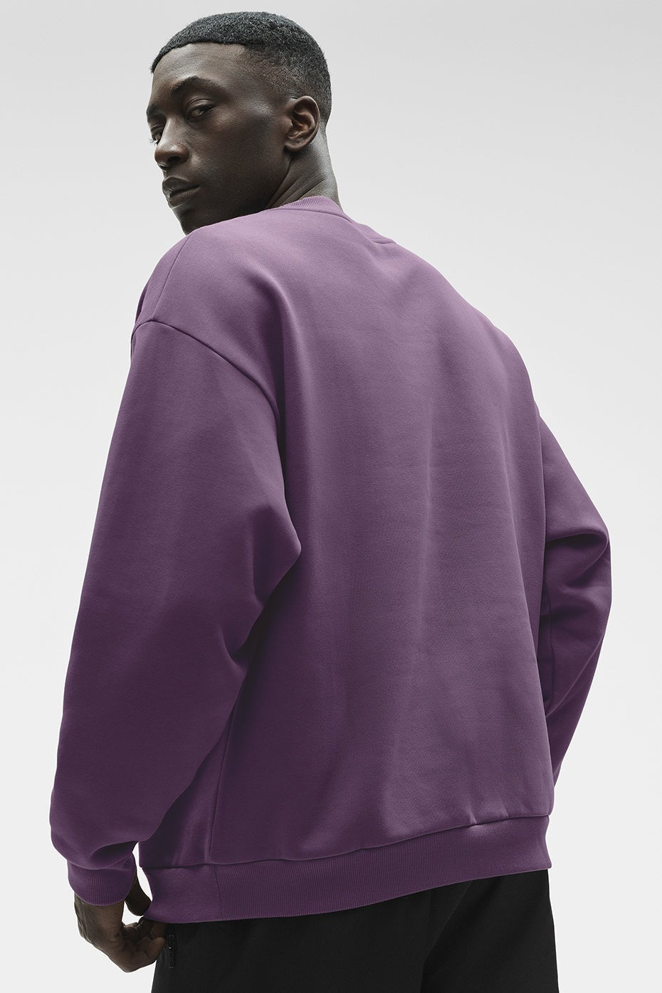 Accolade Crew Neck Pullover - Plum Kiss