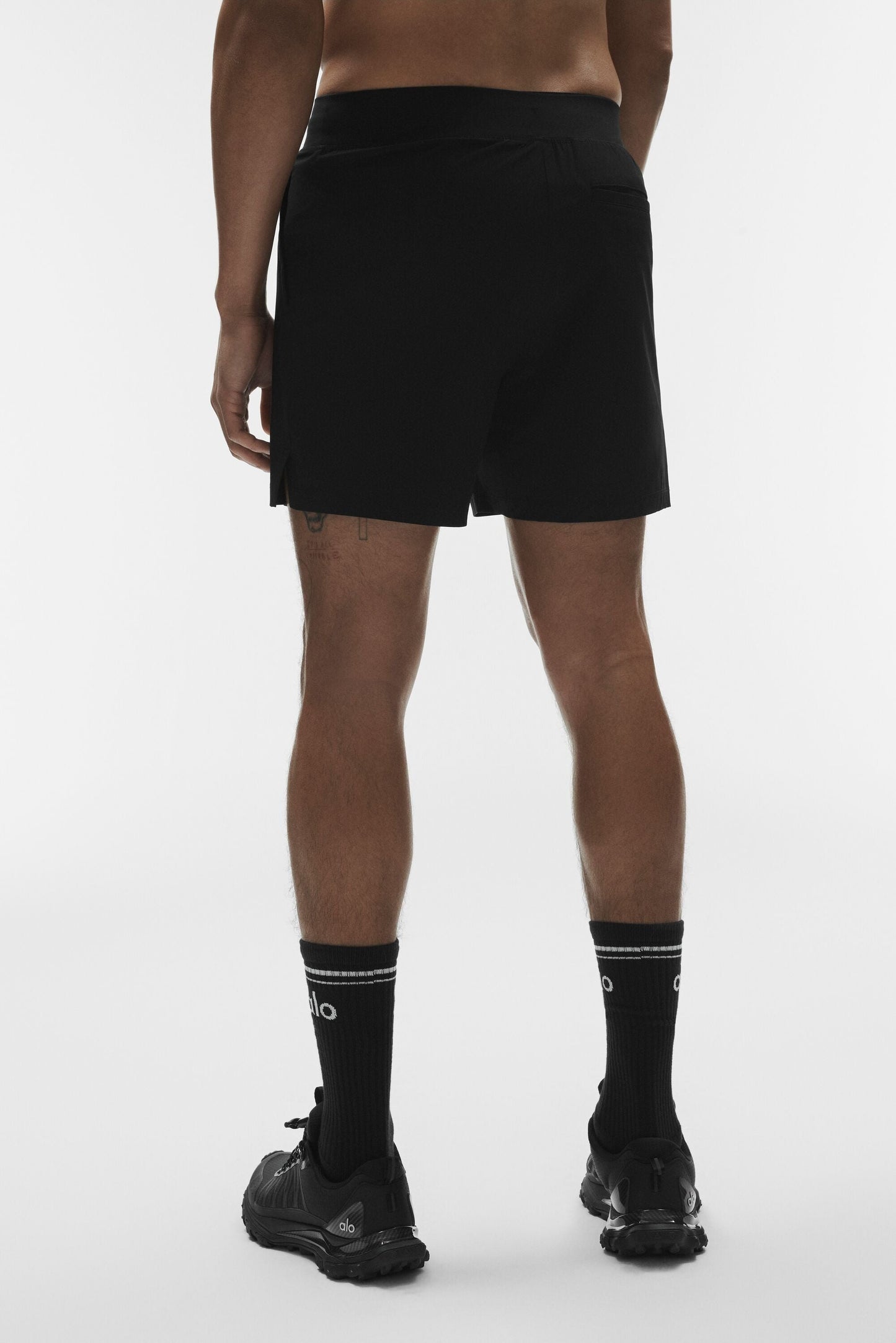 5" Repetition Short - Black