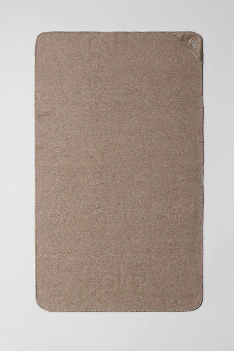 Performance No Sweat Hand Towel - Gravel