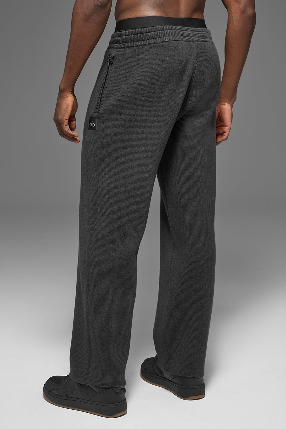 Scholar Straight Leg Sweatpant - Anthracite
