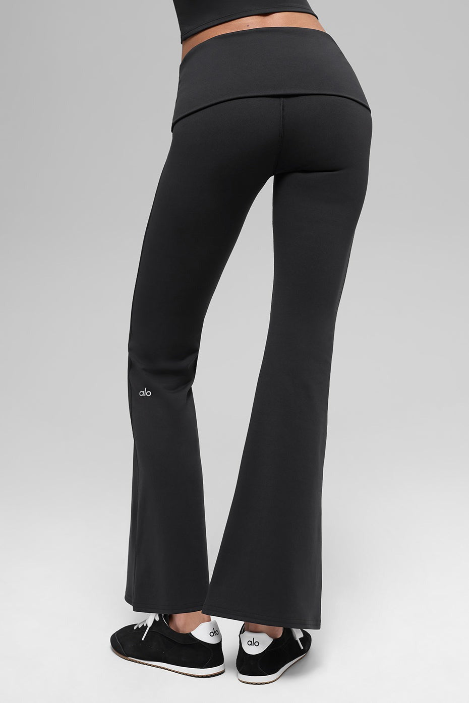 ALO Softsculpt Foldover Flare Legging (Short) - Black
