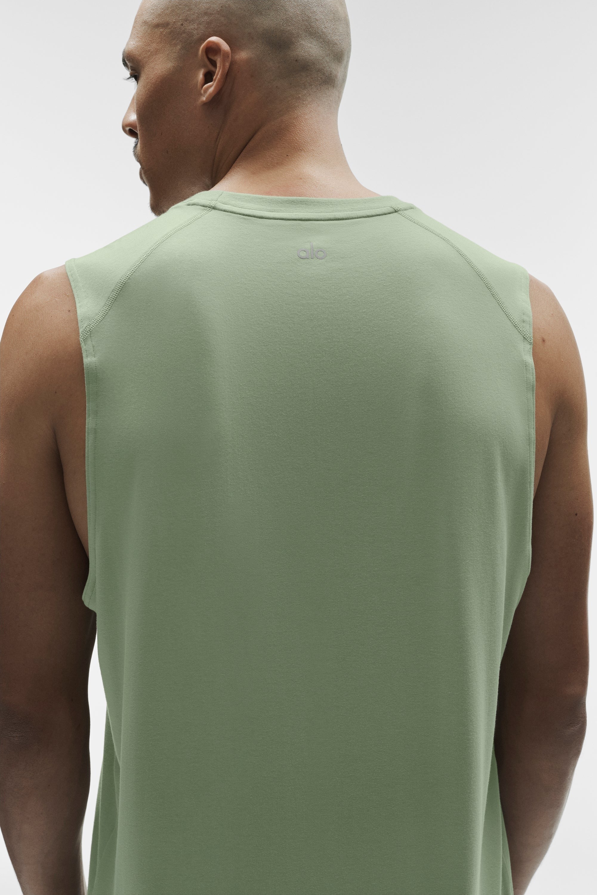 ALO Vapor Muscle Tank - Dune Grass