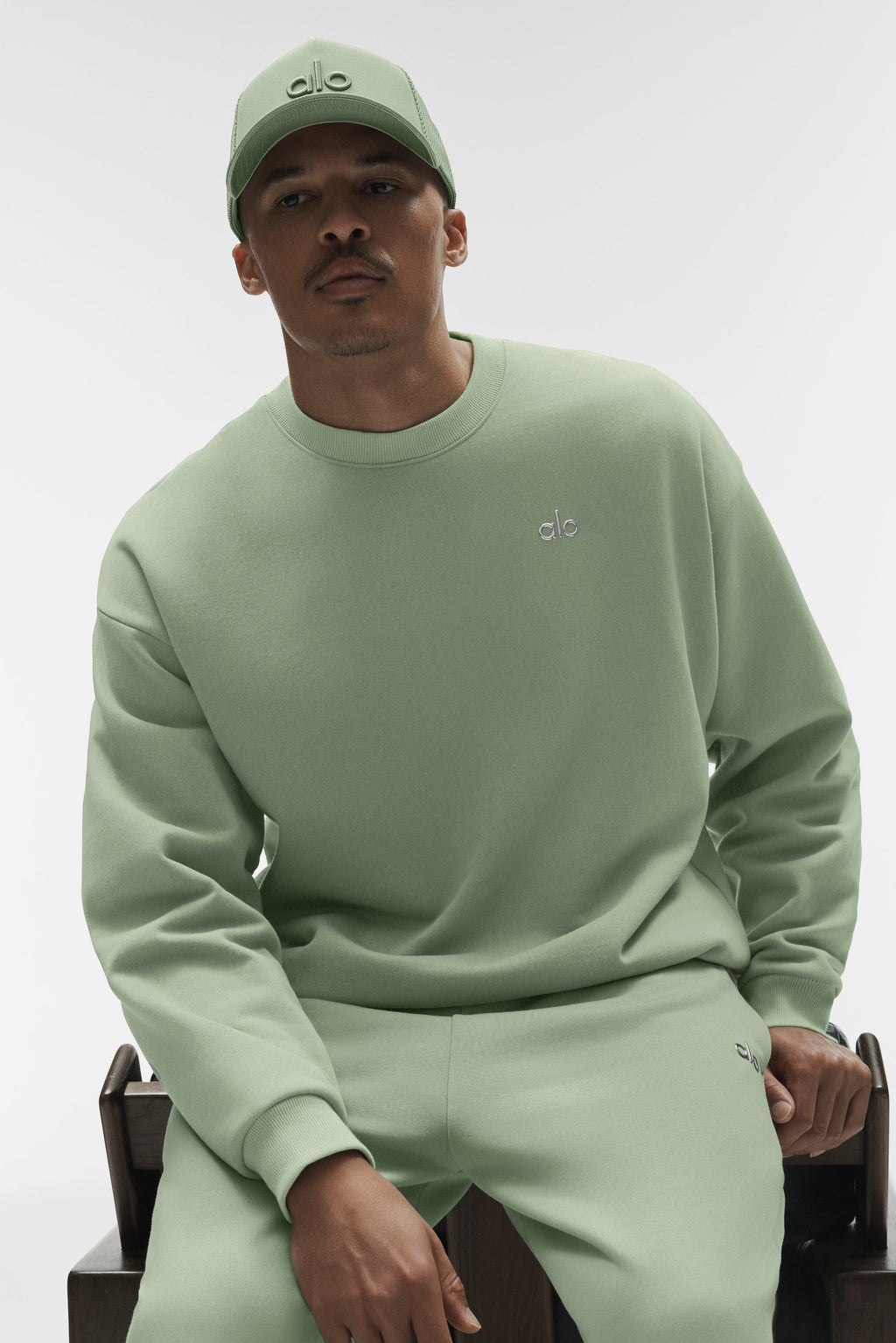 Accolade Crew Neck Pullover - Dune Grass