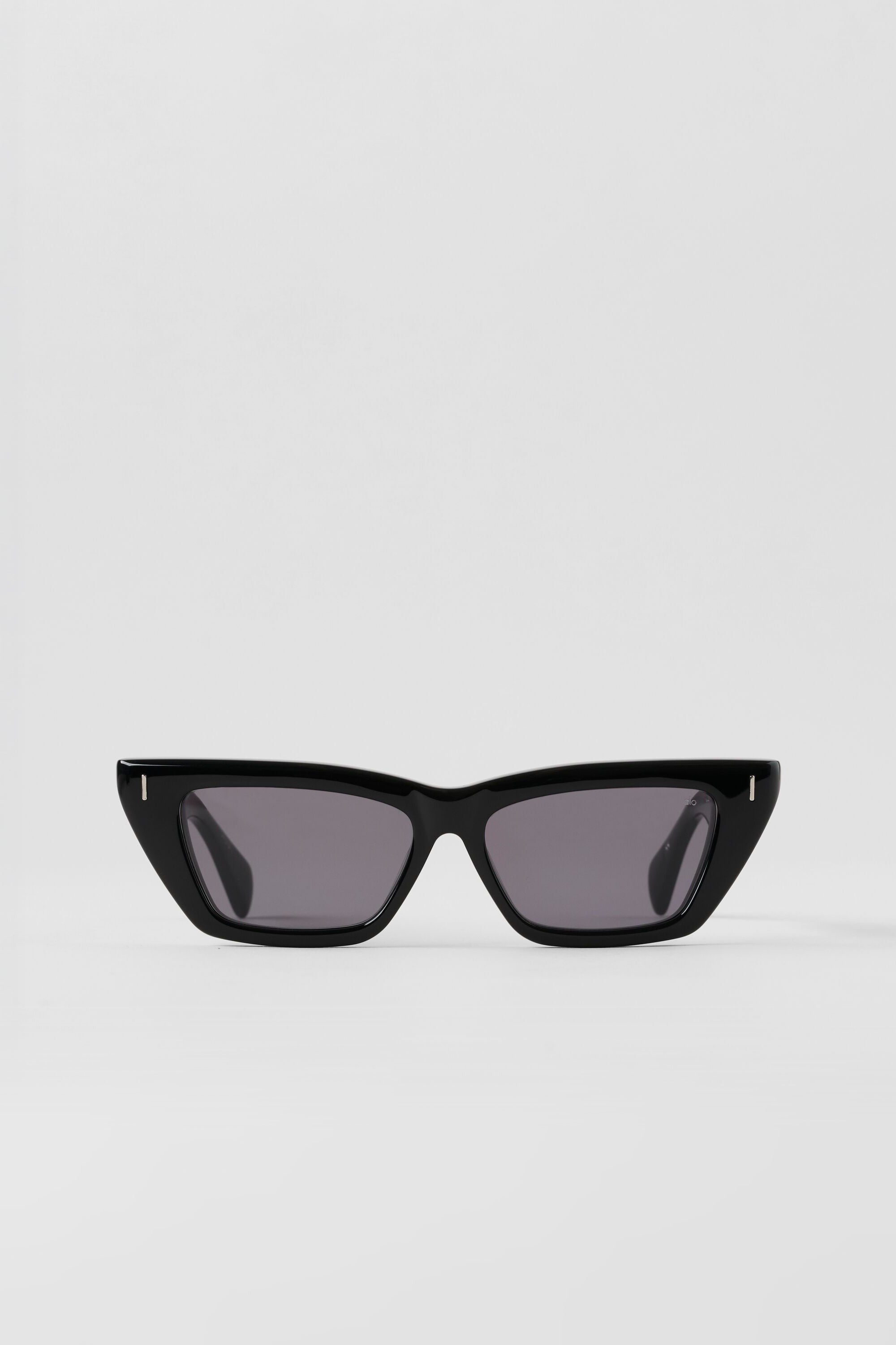 ALO Cat Eye Sunglasses - Black