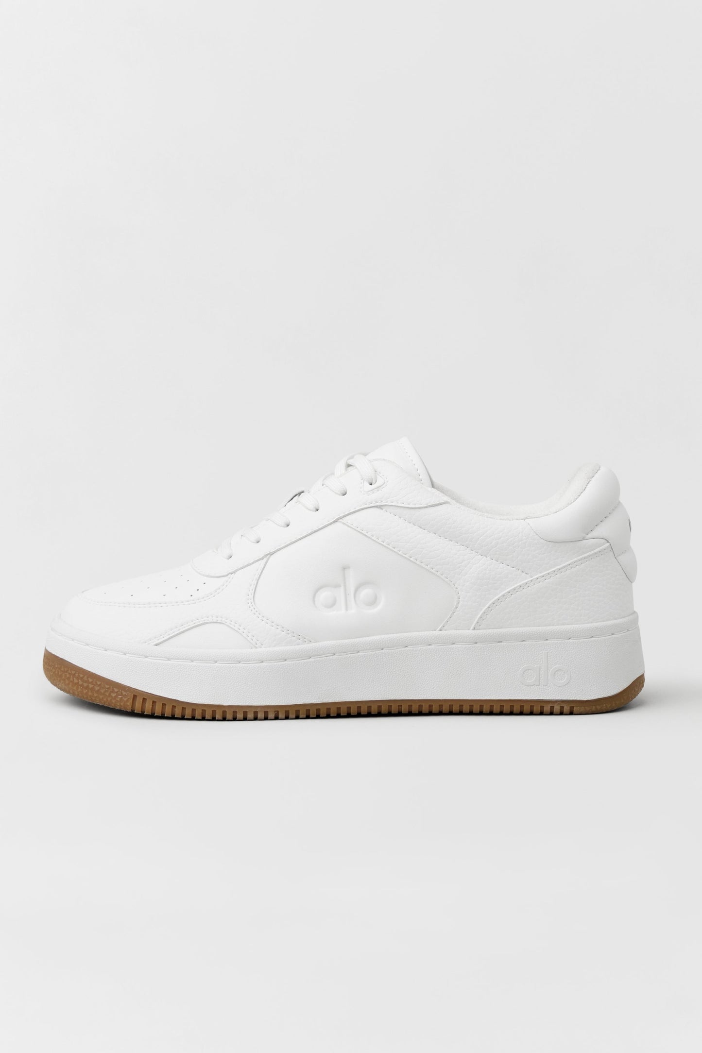 ALO Recovery Mode Sneaker - Natural White/Gum