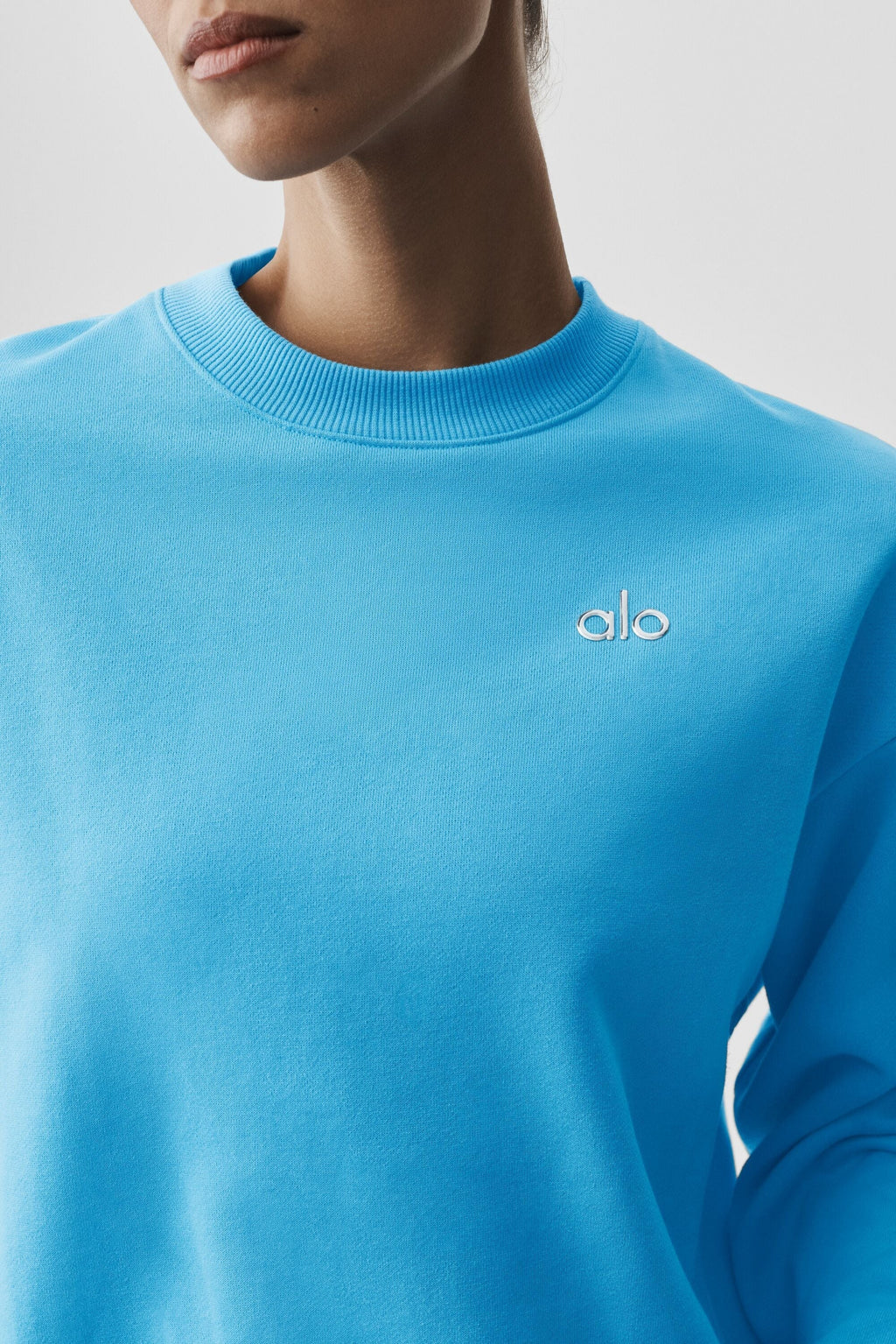 Accolade Crew Neck Pullover - Azure Blue