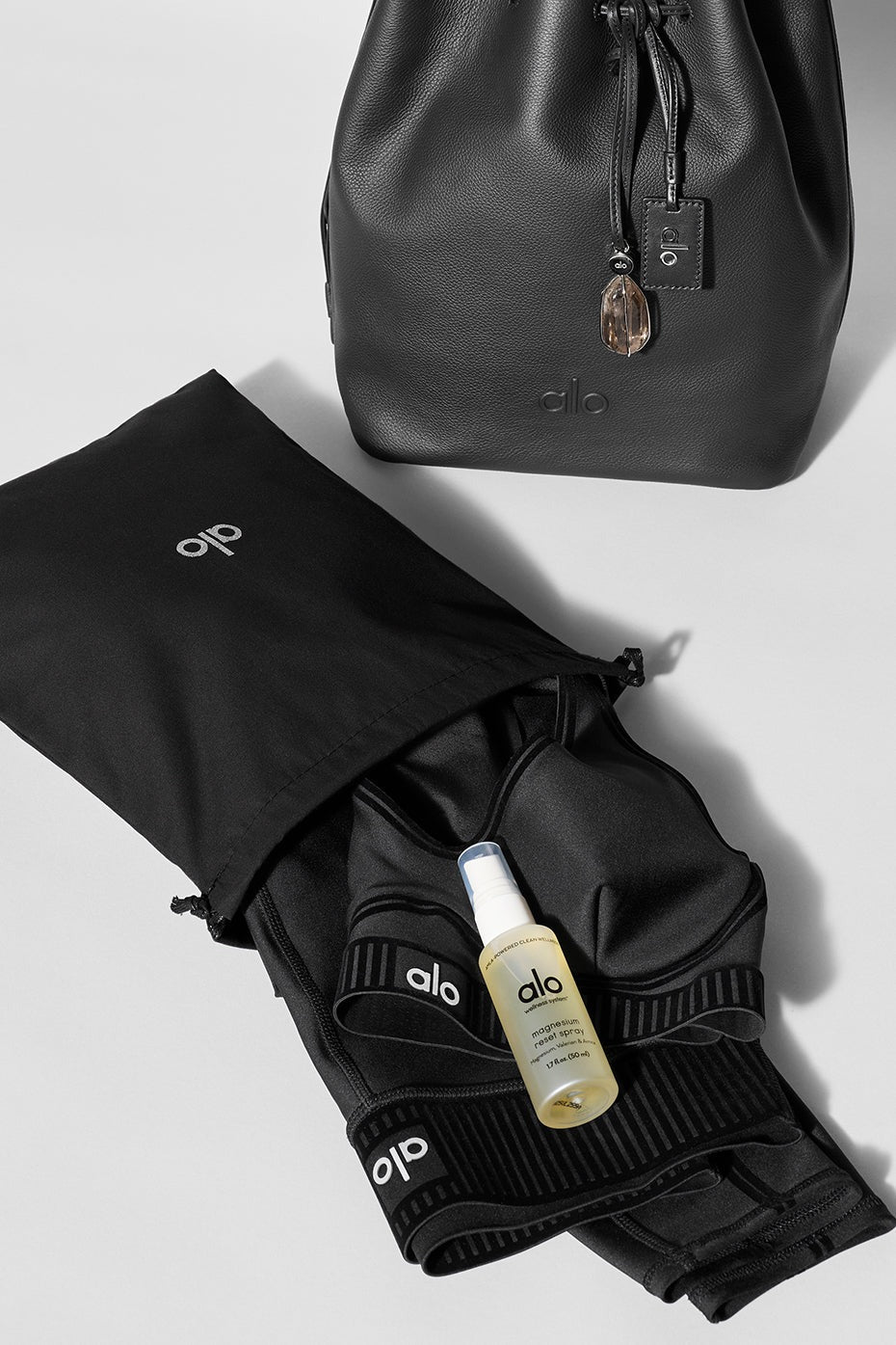 ALO Balance Bucket - Black Leather