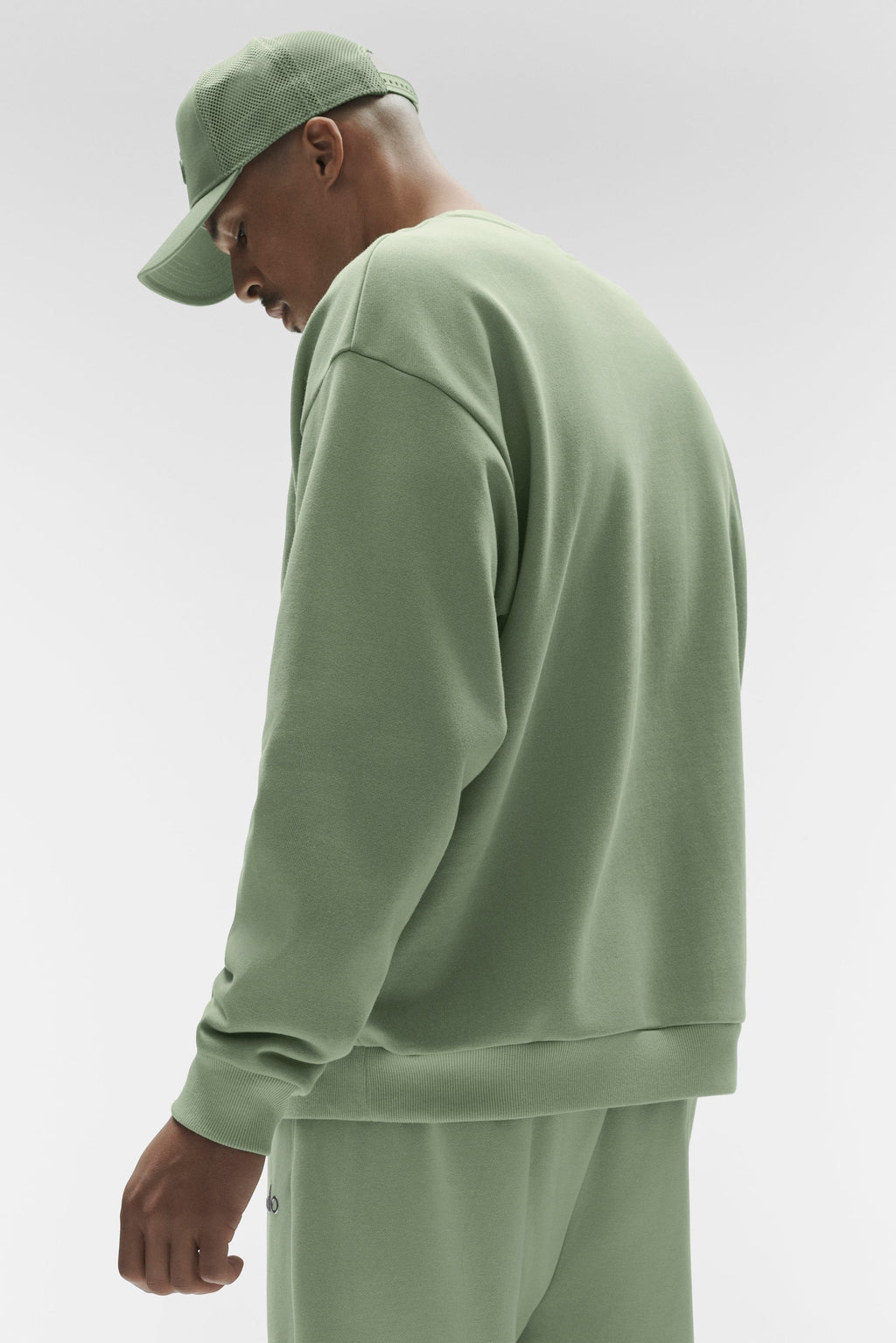 Accolade Crew Neck Pullover - Dune Grass
