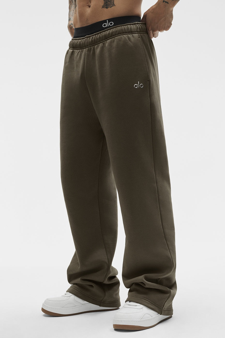Accolade Straight Leg Sweatpant - Olive Tree