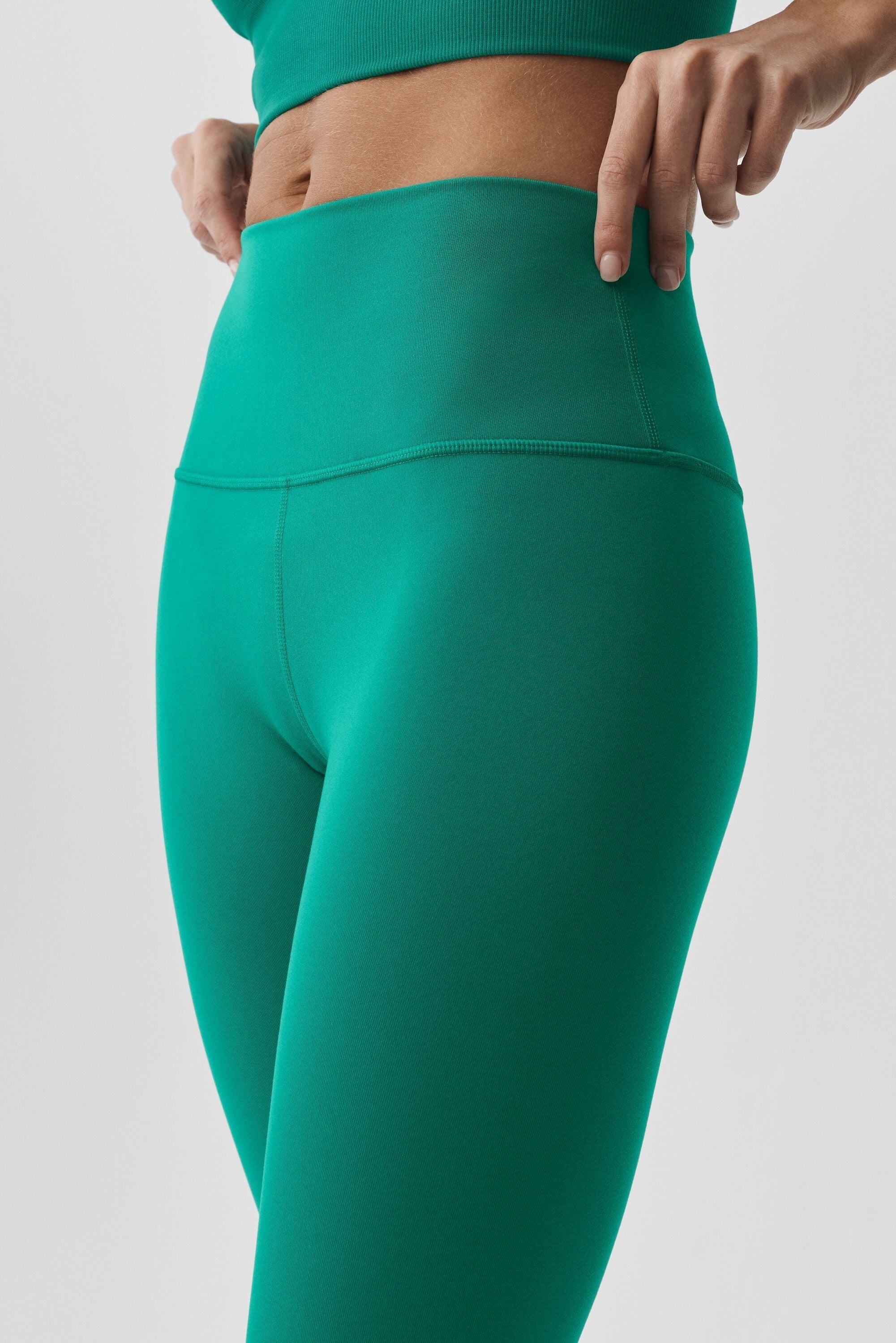 16" High-Waist Airbrush Capri - Emerald Isle