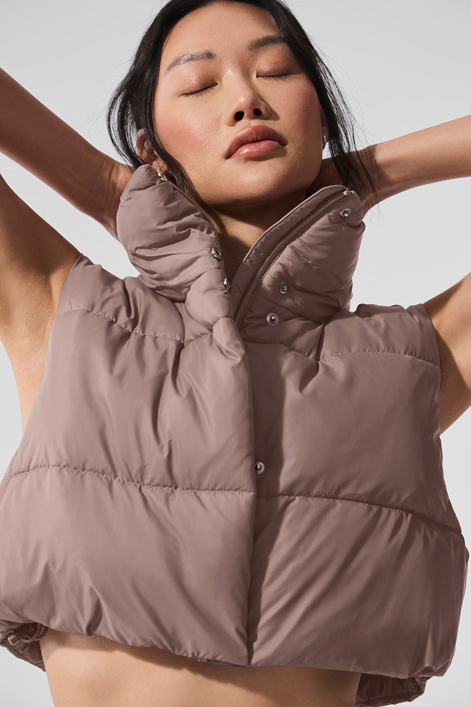 Cropped Gold Rush Puffer Vest - Mushroom