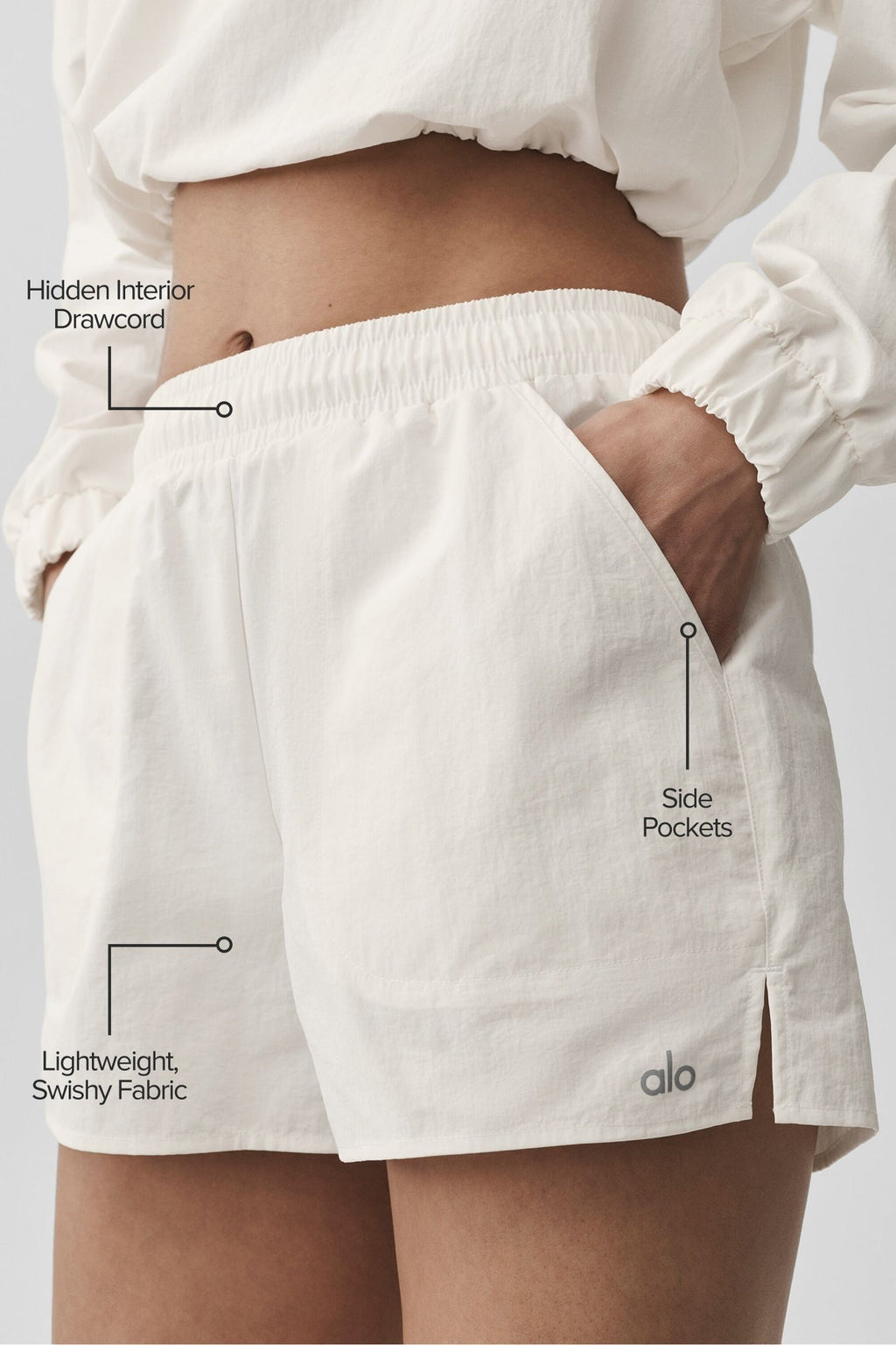 Alumni Short - Ivory