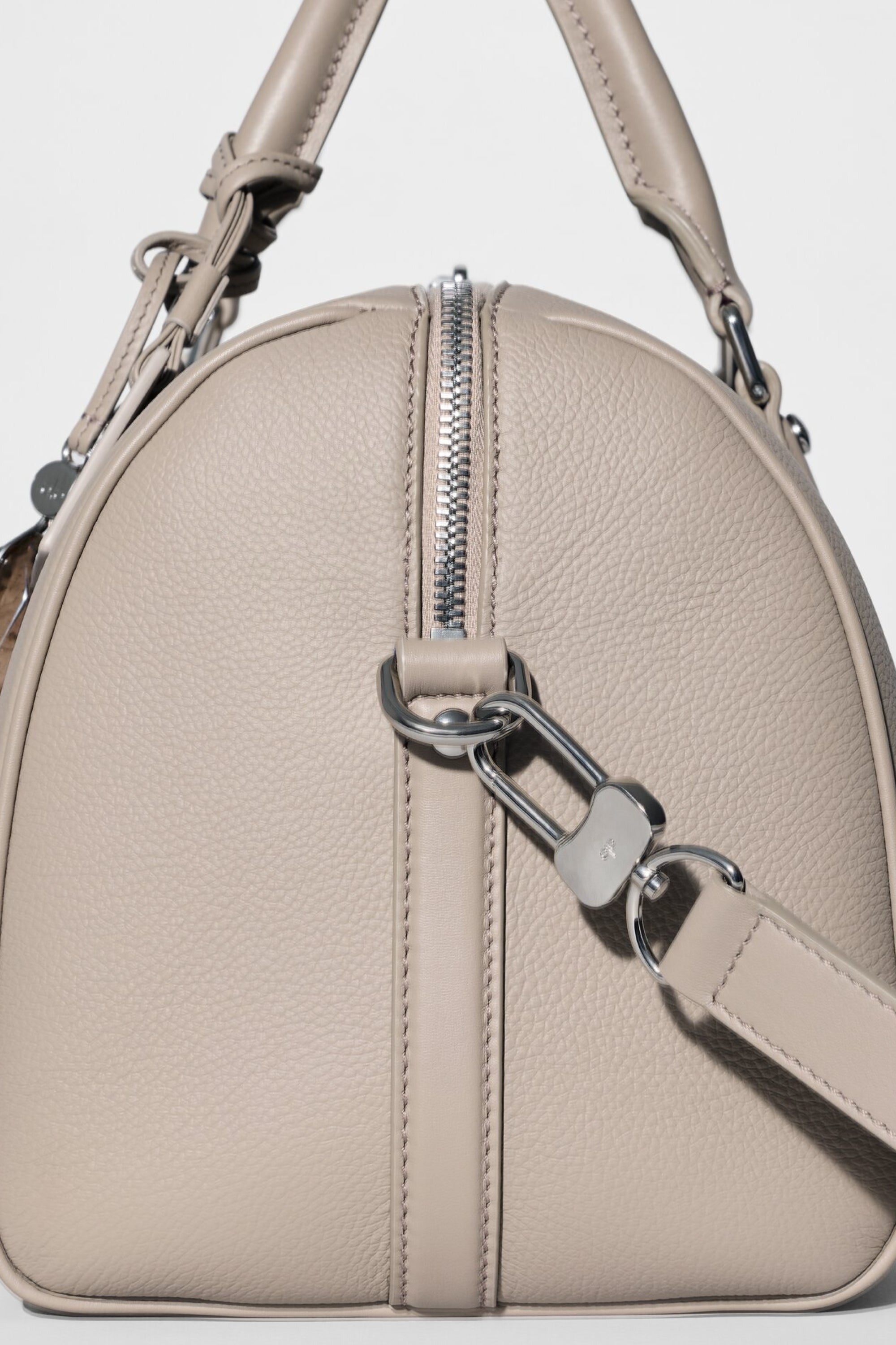 ALO Daily Voyage - Gravel Leather
