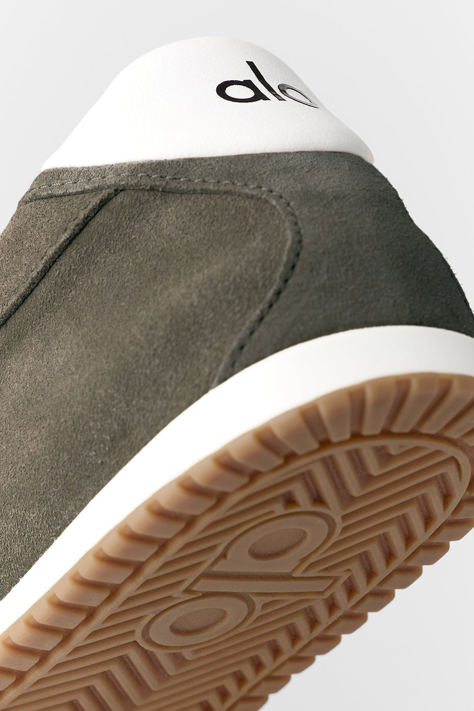 ALO Sunset Sneaker - Olive Tree